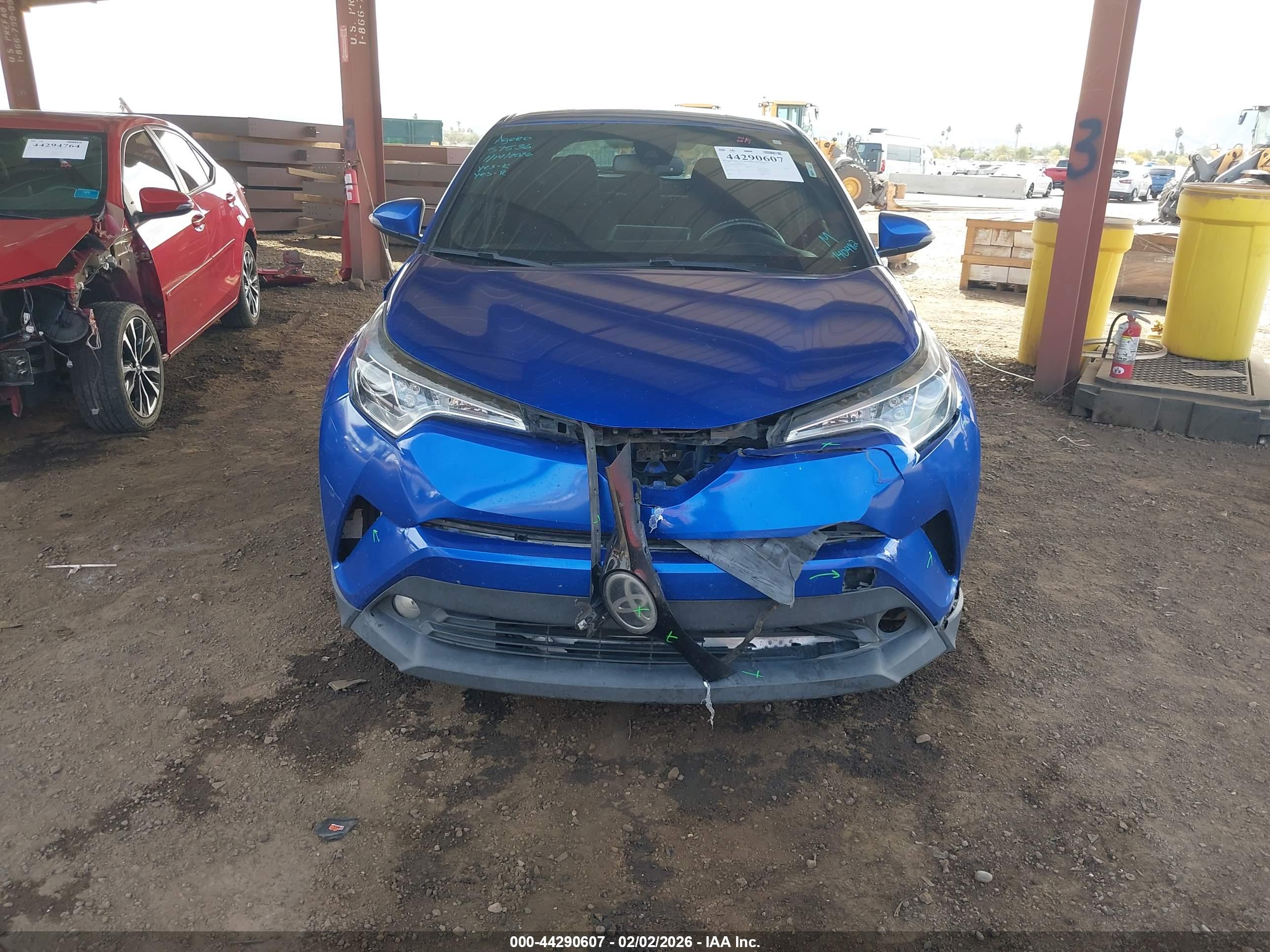 TOYOTA C-HR image 6
