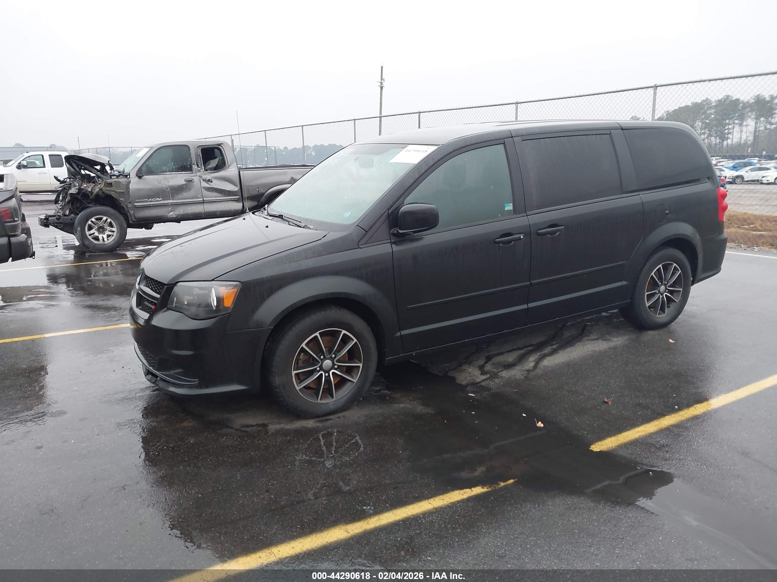 DODGE GRAND image 2