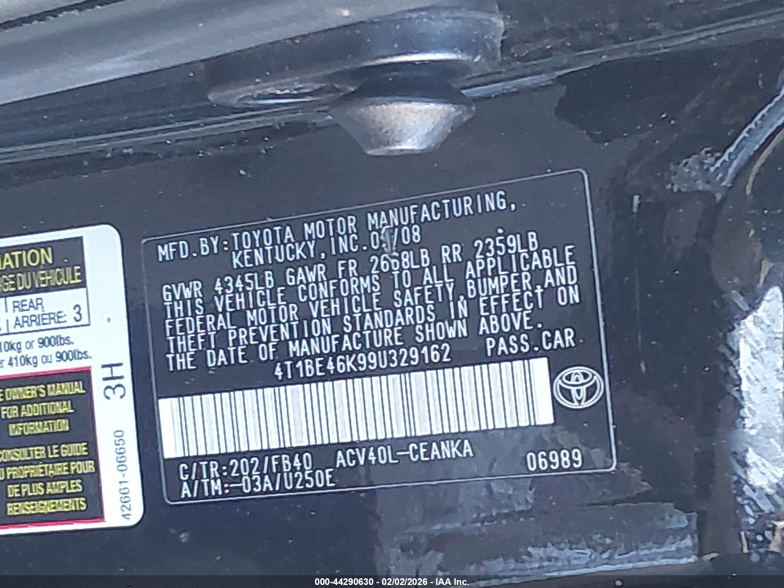 TOYOTA CAMRY image 9