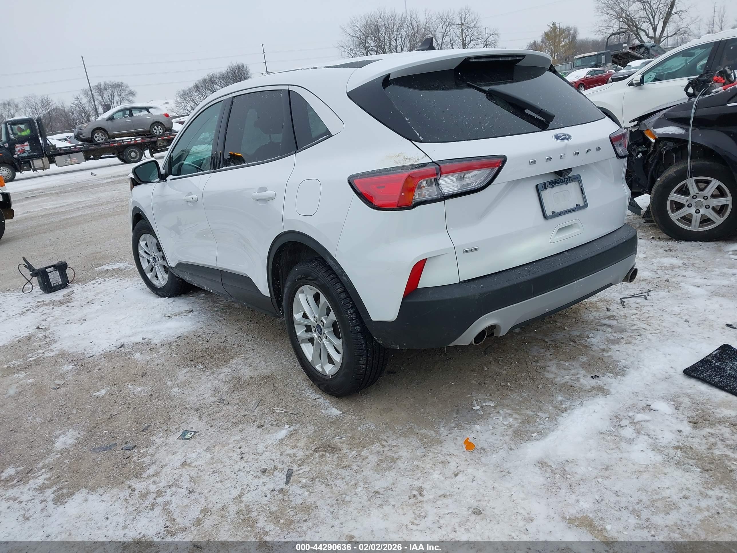 FORD ESCAPE image 3