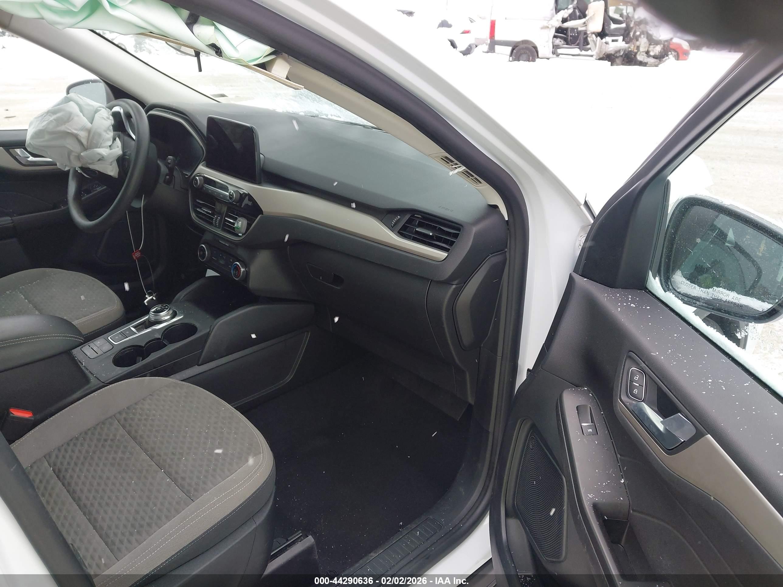 FORD ESCAPE image 5