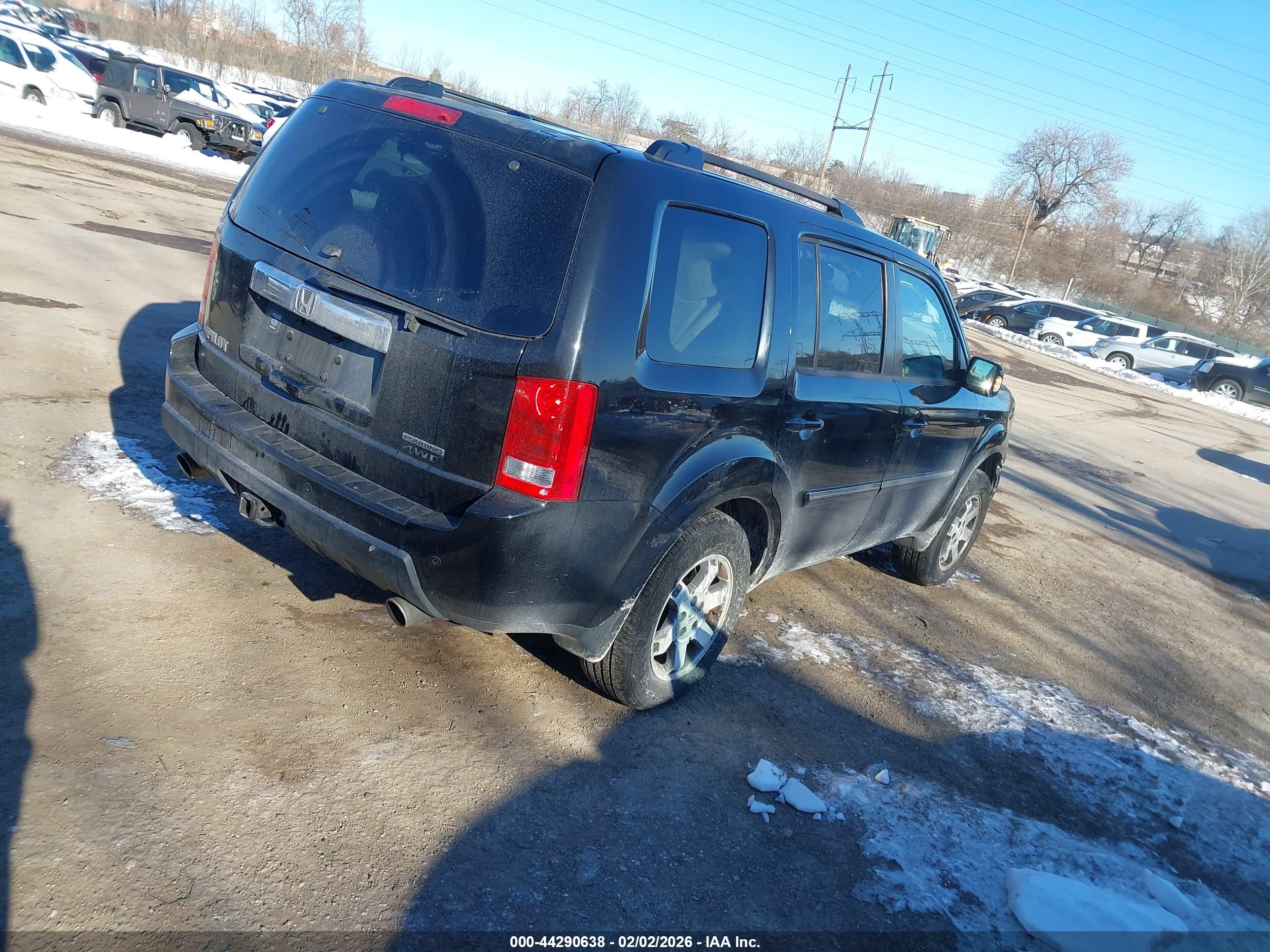 HONDA PILOT image 4