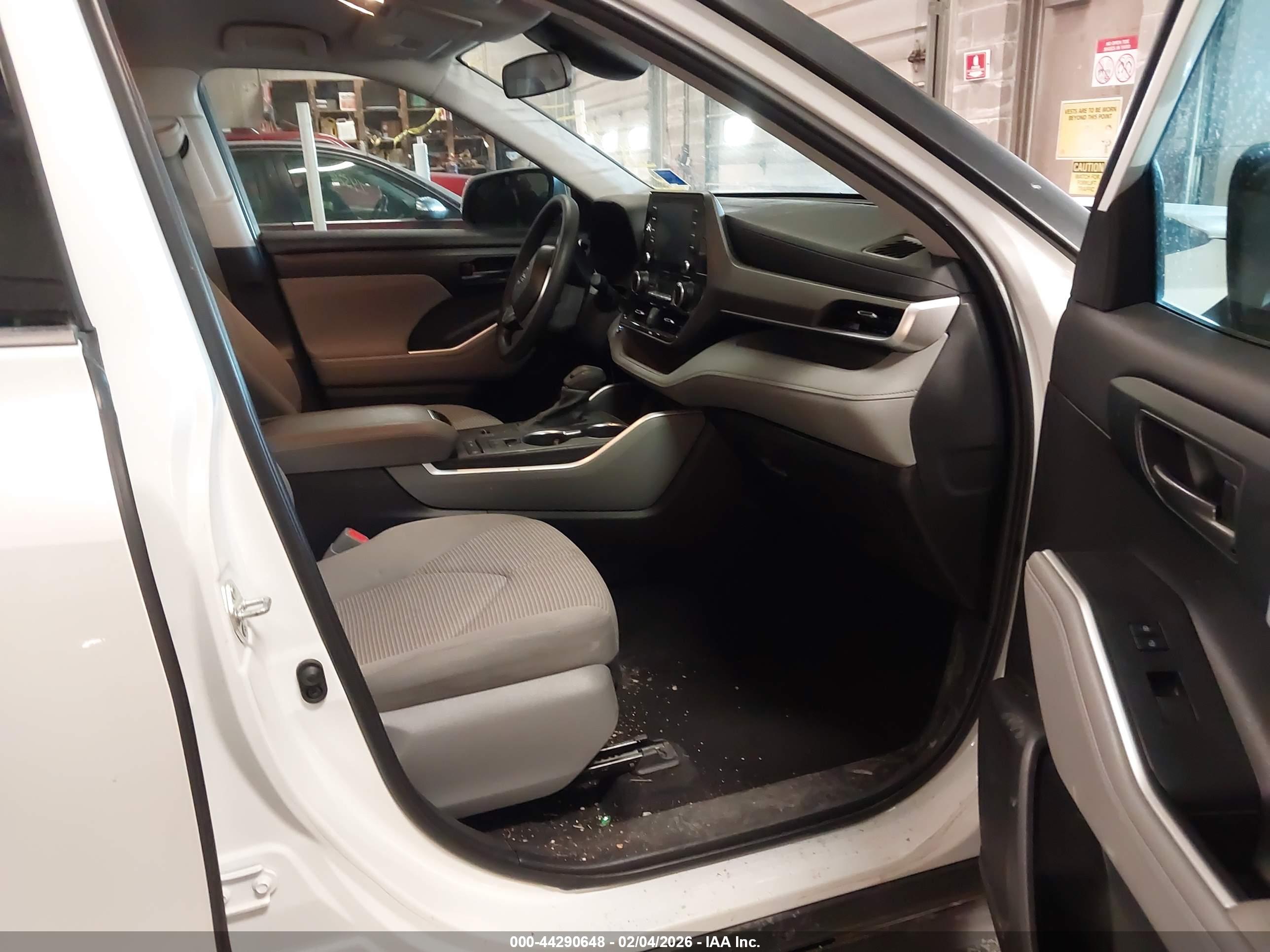 TOYOTA HIGHLANDER image 5