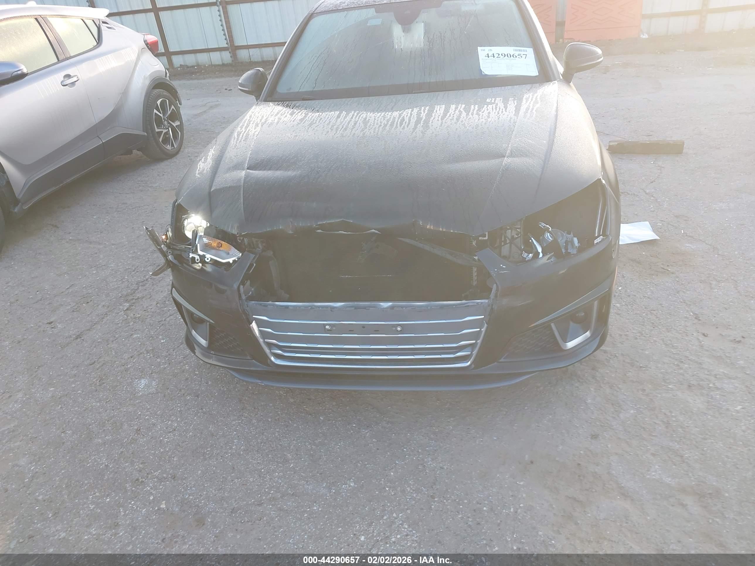 AUDI A4 image 6