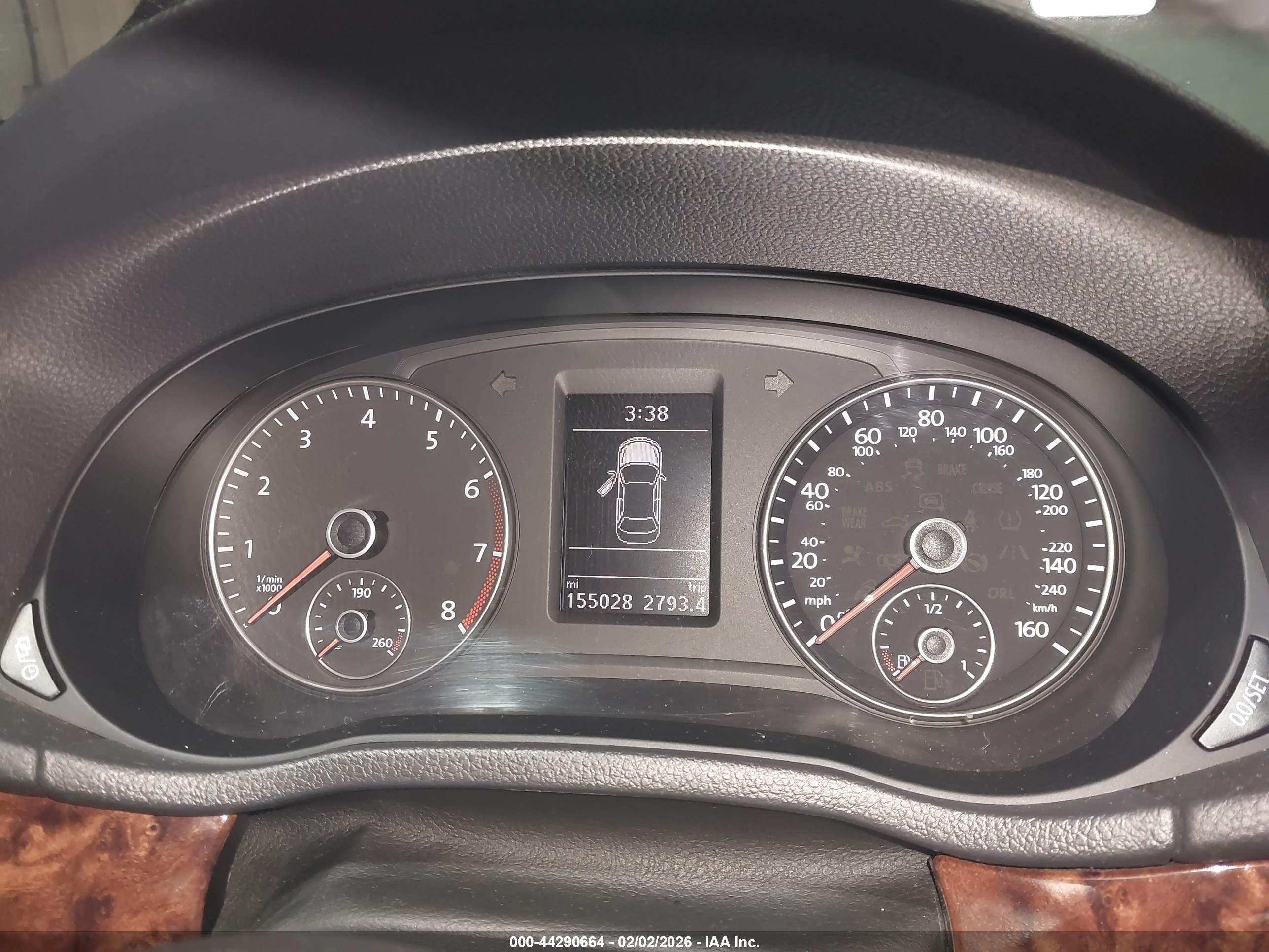 VOLKSWAGEN PASSAT image 7