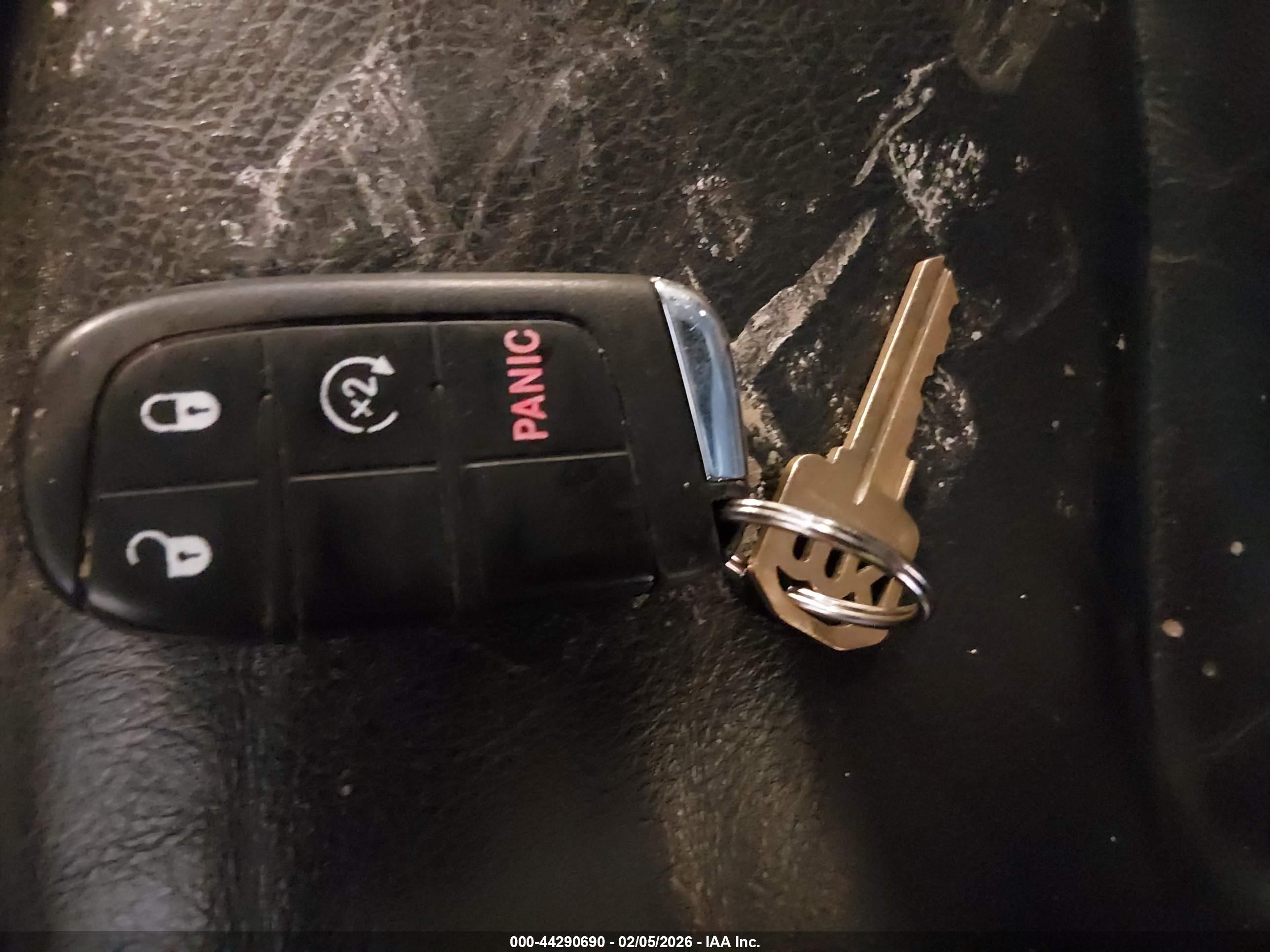 JEEP RENEGADE image 11
