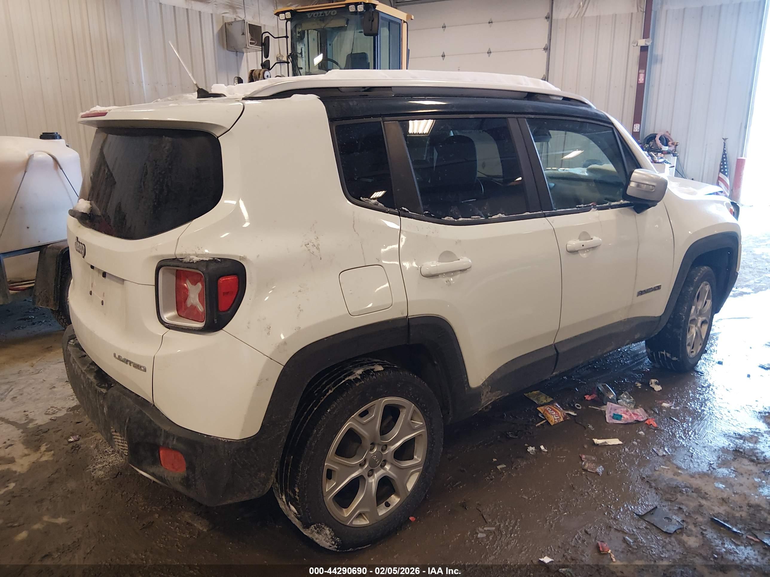 JEEP RENEGADE image 4