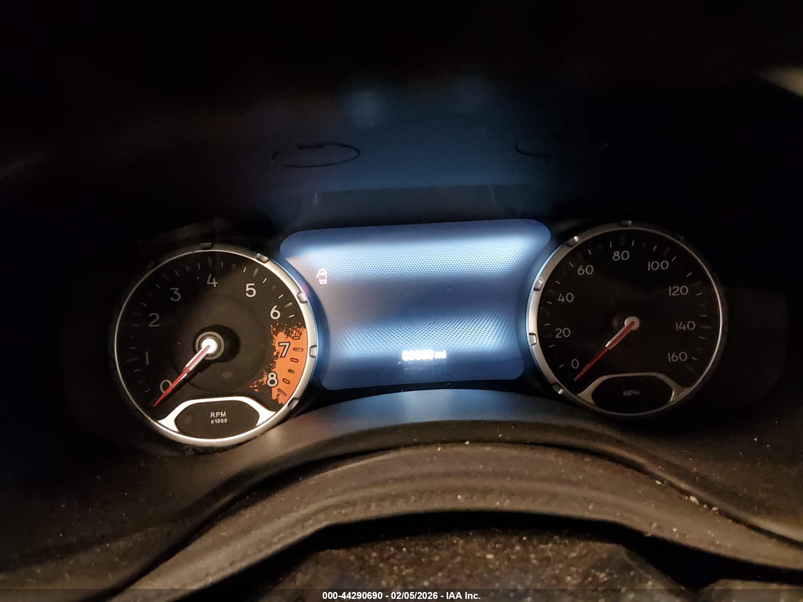JEEP RENEGADE image 7