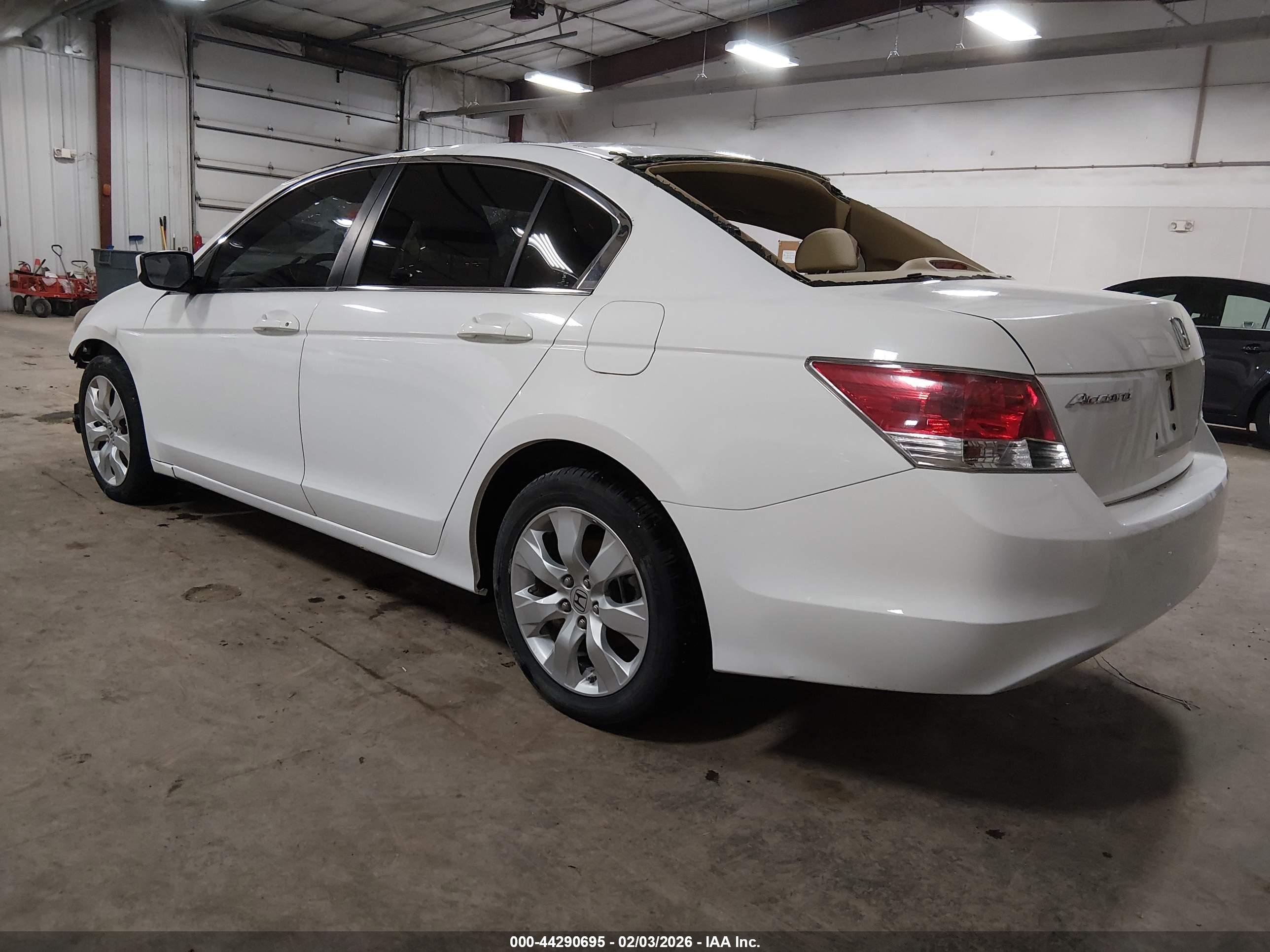 HONDA ACCORD image 3