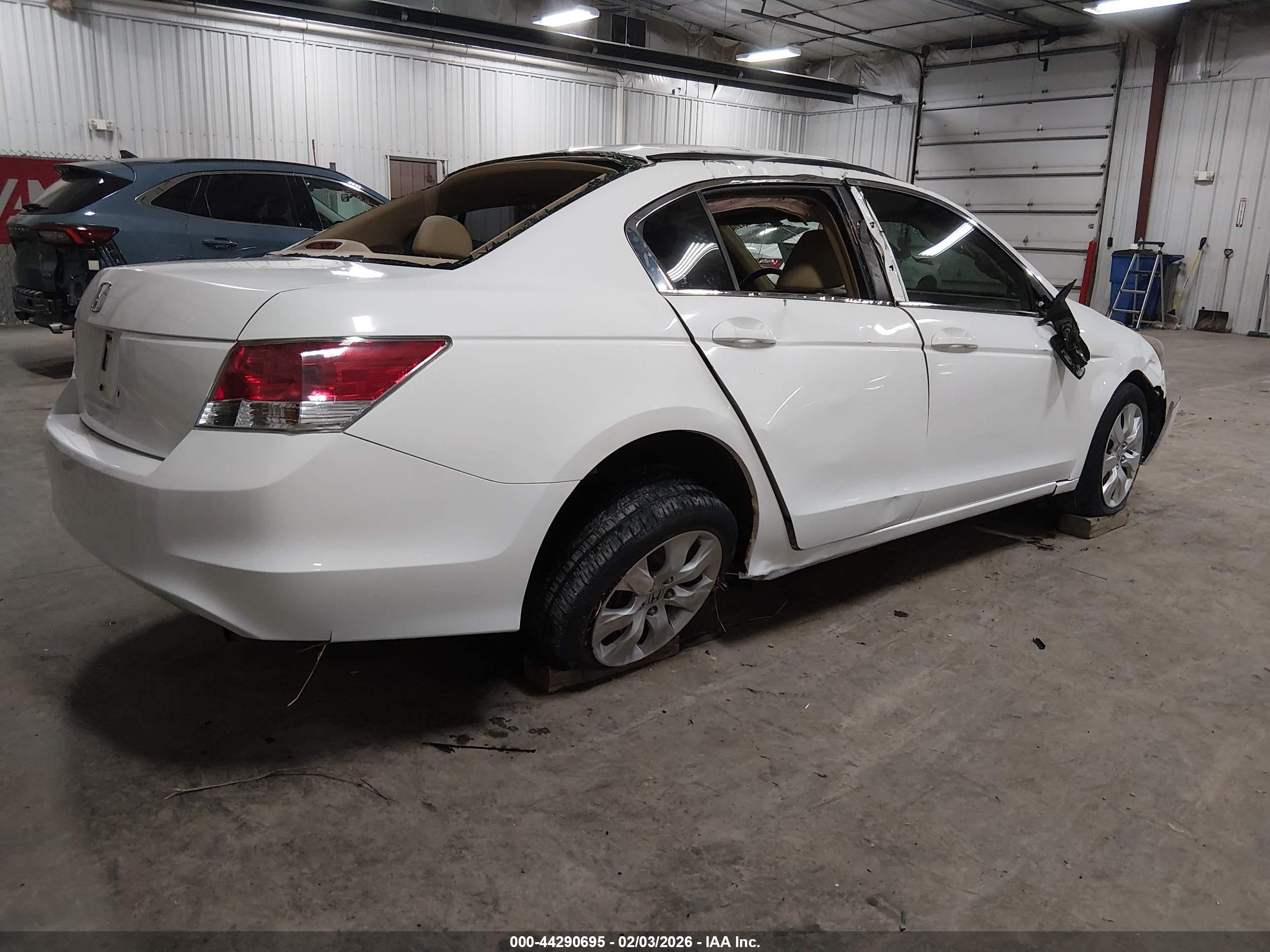 HONDA ACCORD image 4