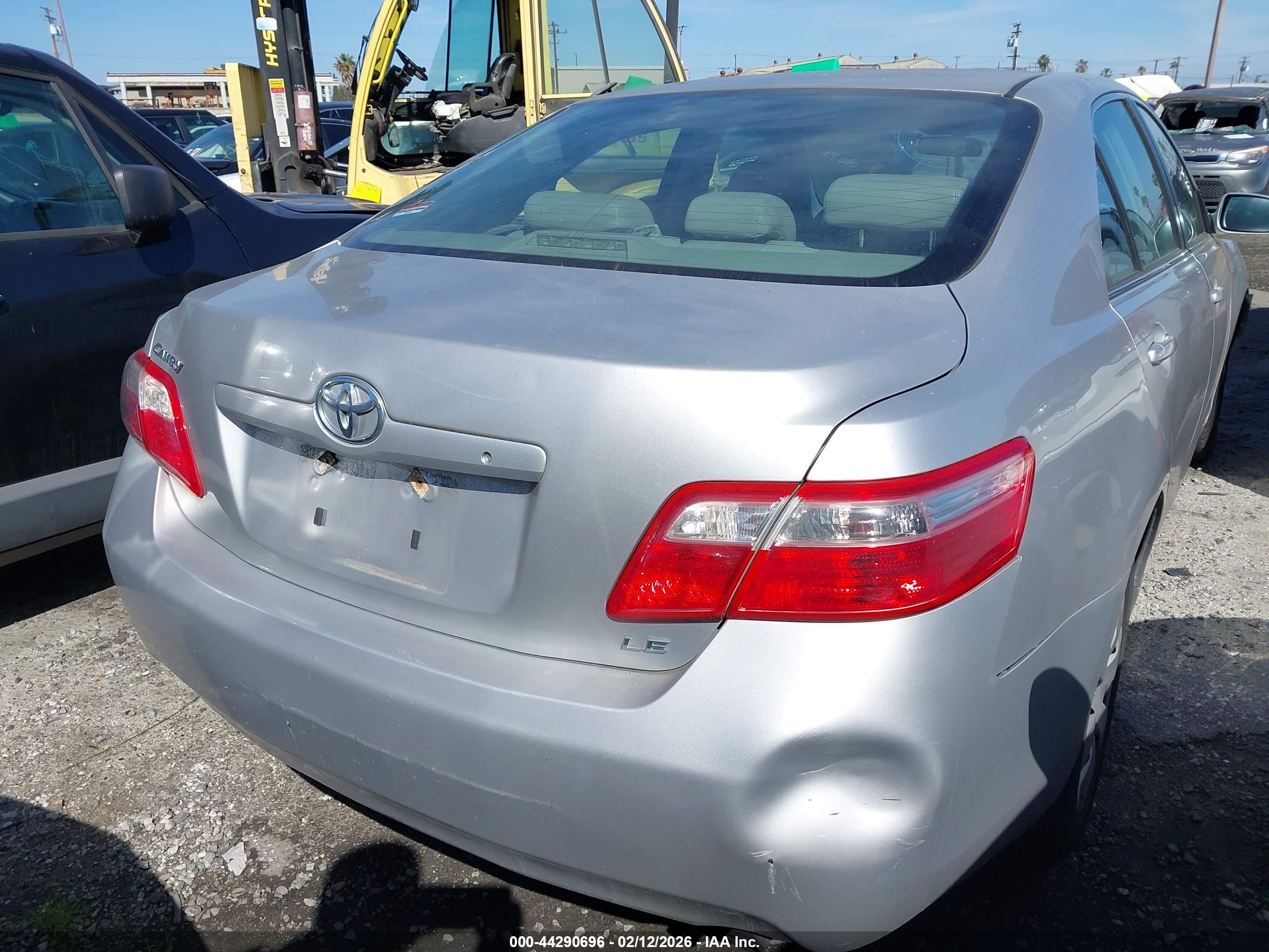 TOYOTA CAMRY image 4