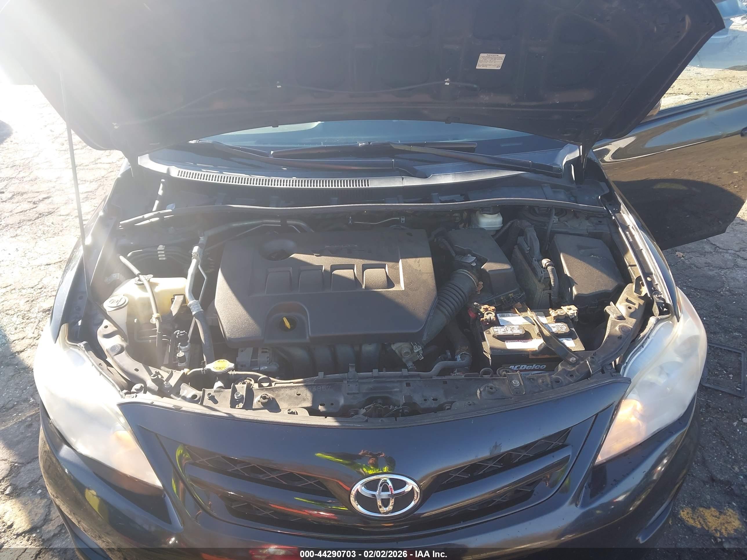 TOYOTA COROLLA image 10
