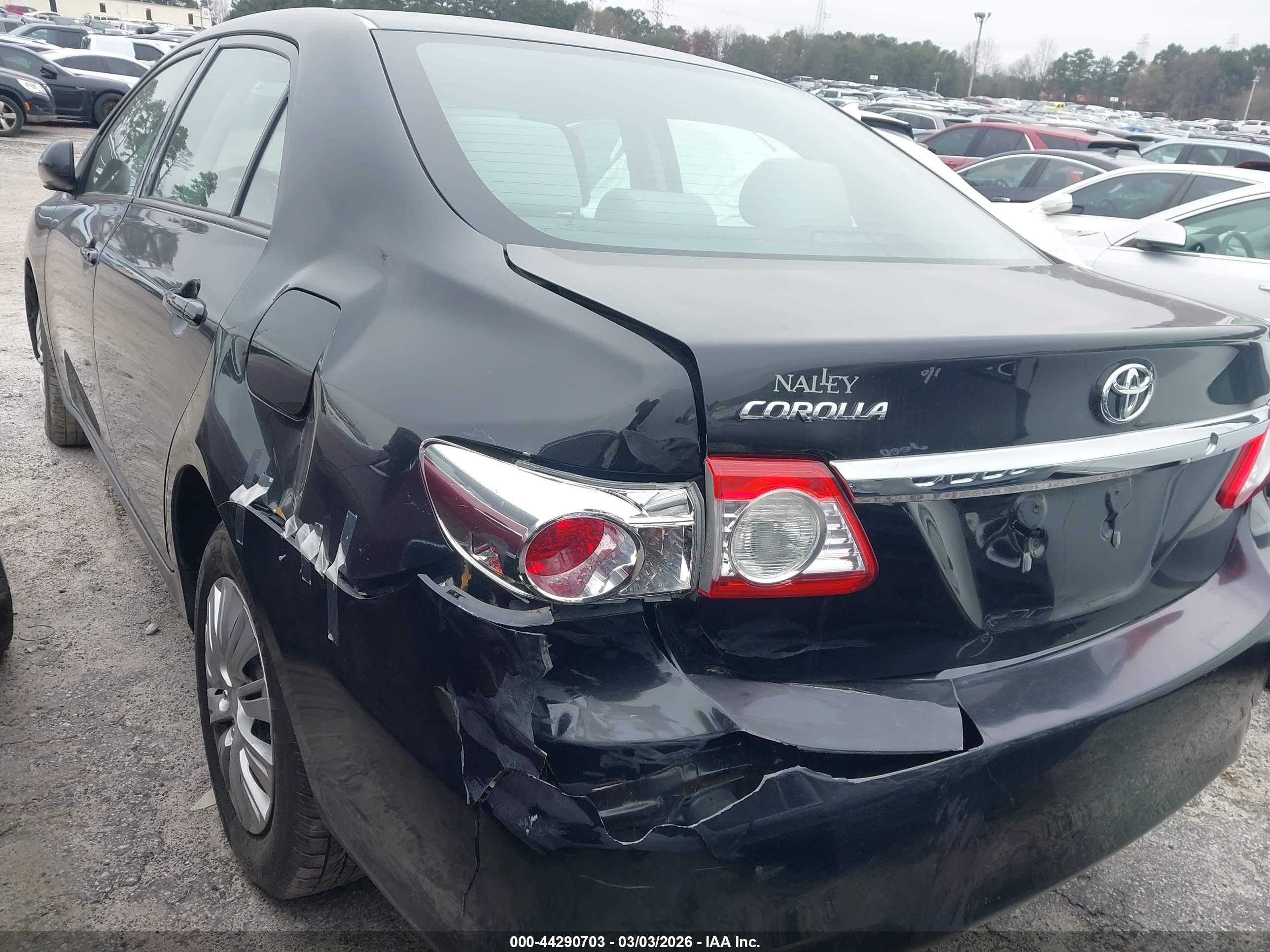 TOYOTA COROLLA image 6