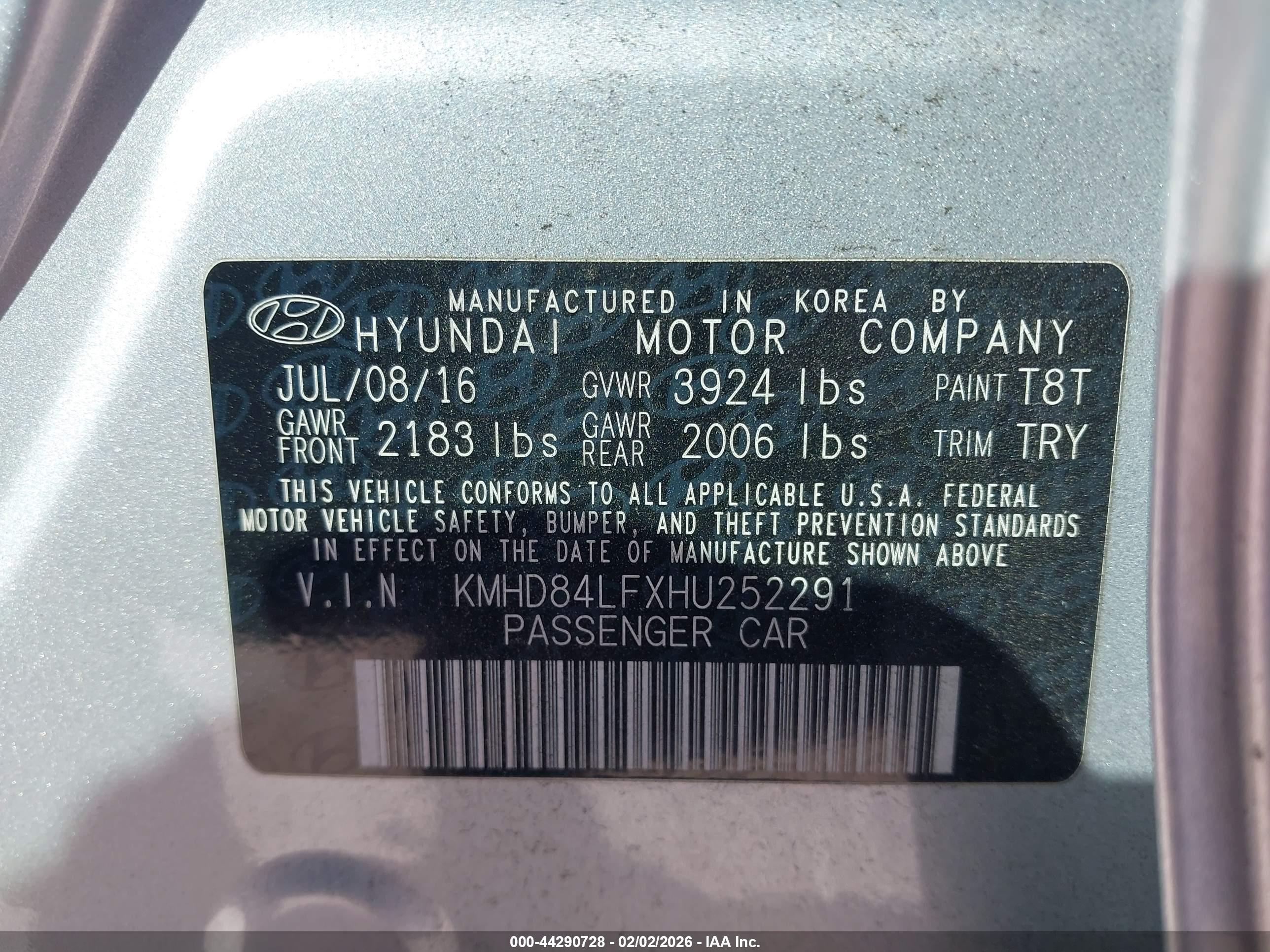 HYUNDAI ELANTRA image 9