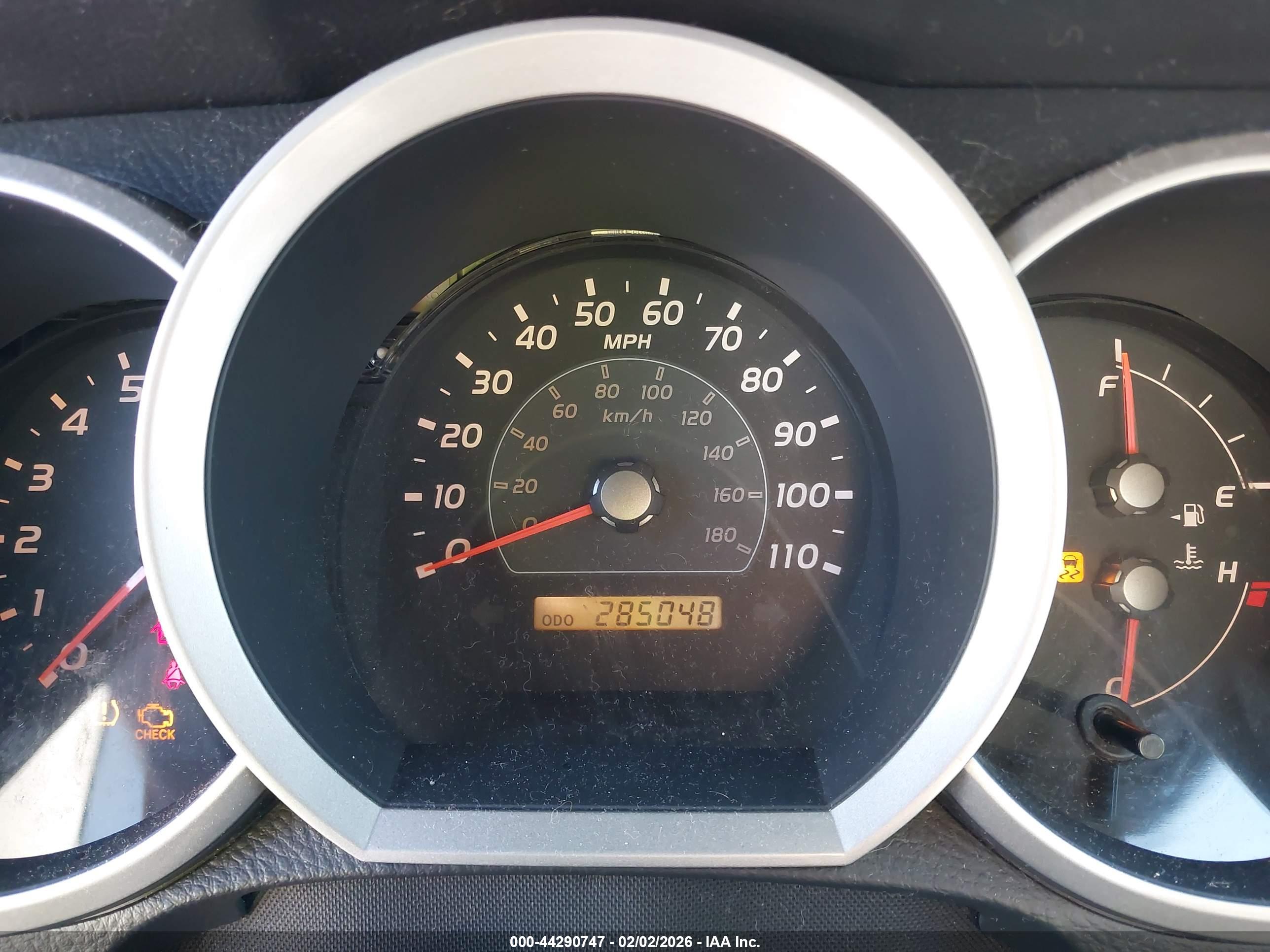 TOYOTA 4RUNNER image 7