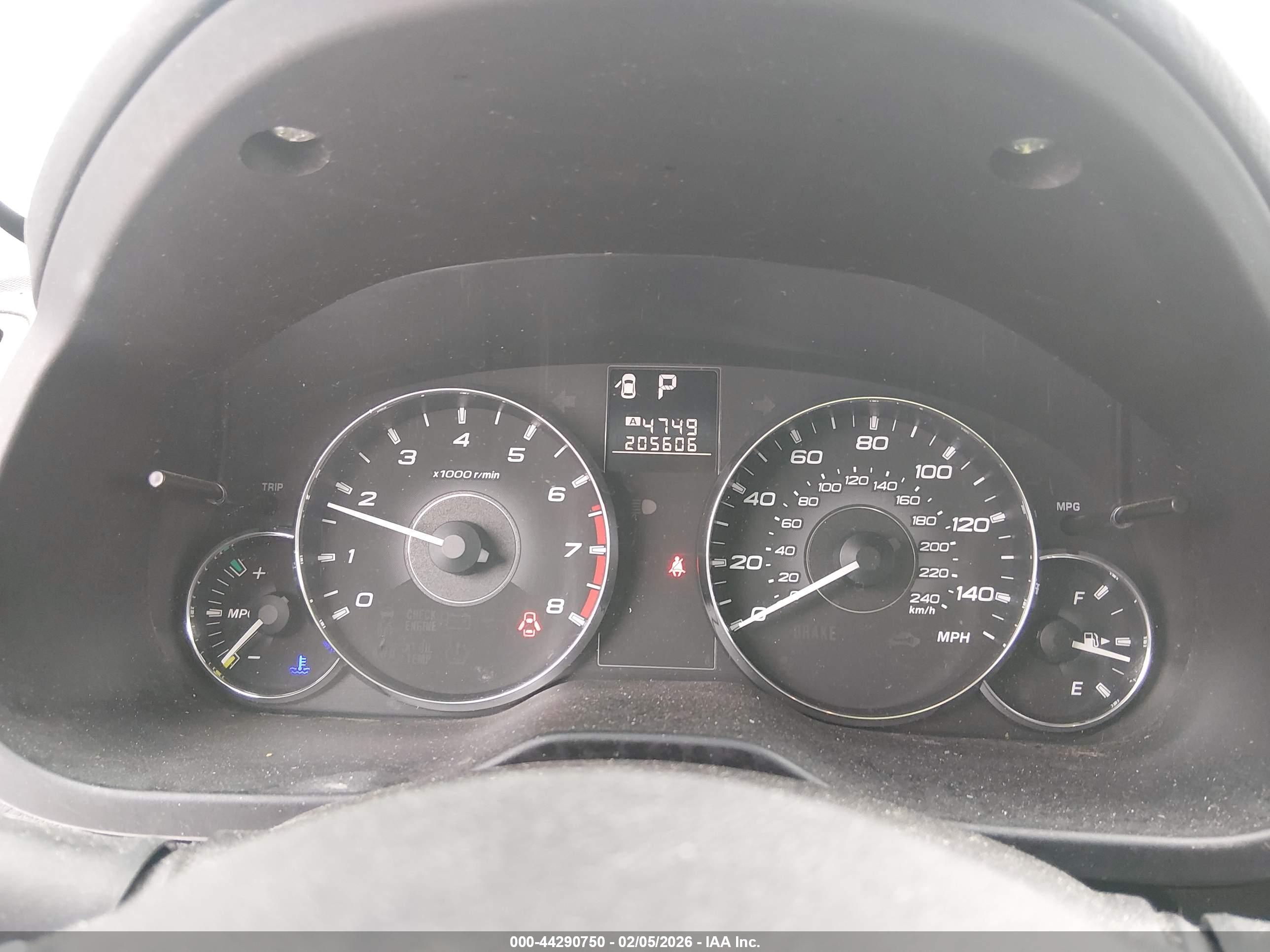 SUBARU OUTBACK image 7