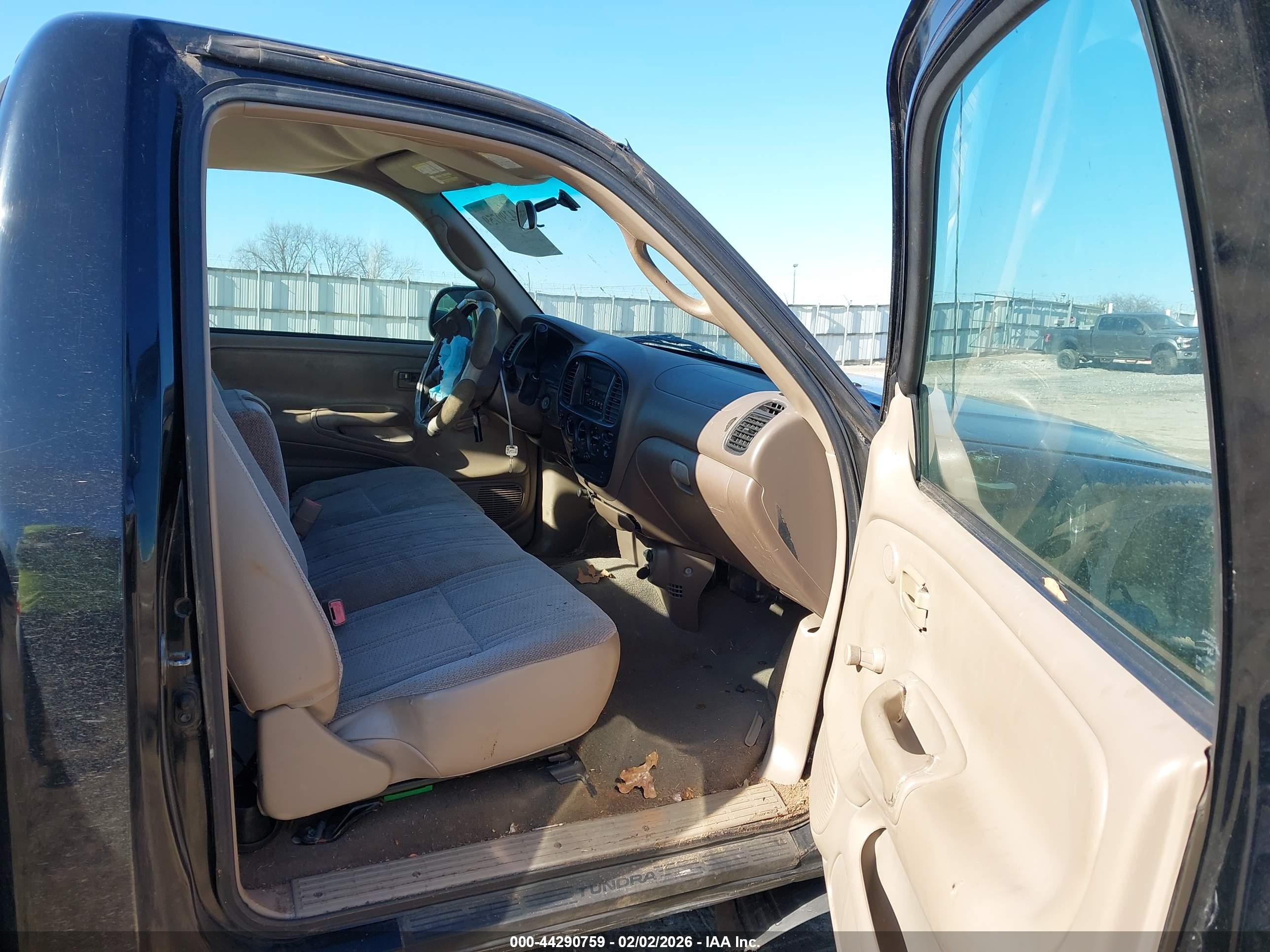 TOYOTA TUNDRA image 5