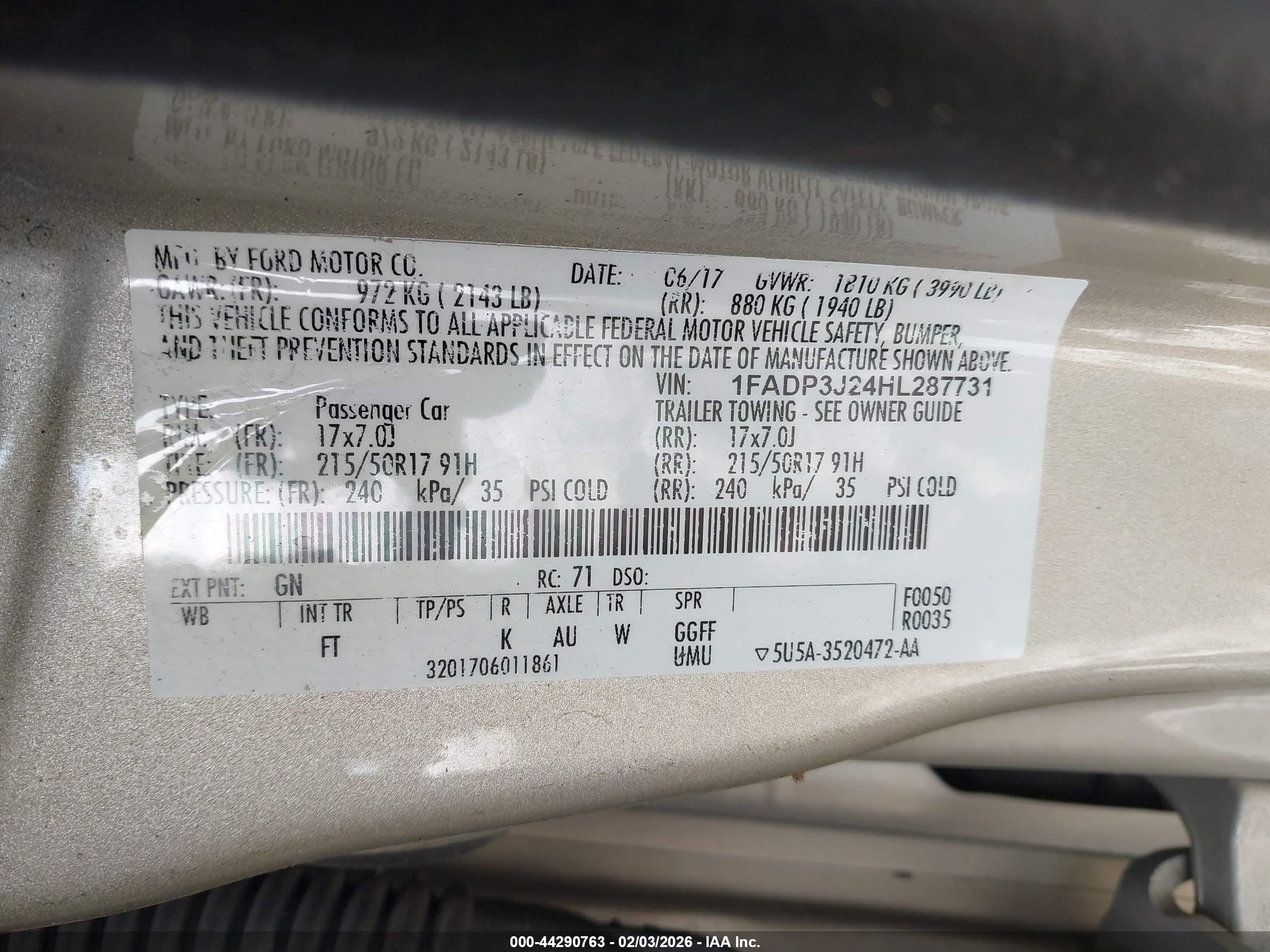 FORD FOCUS image 9