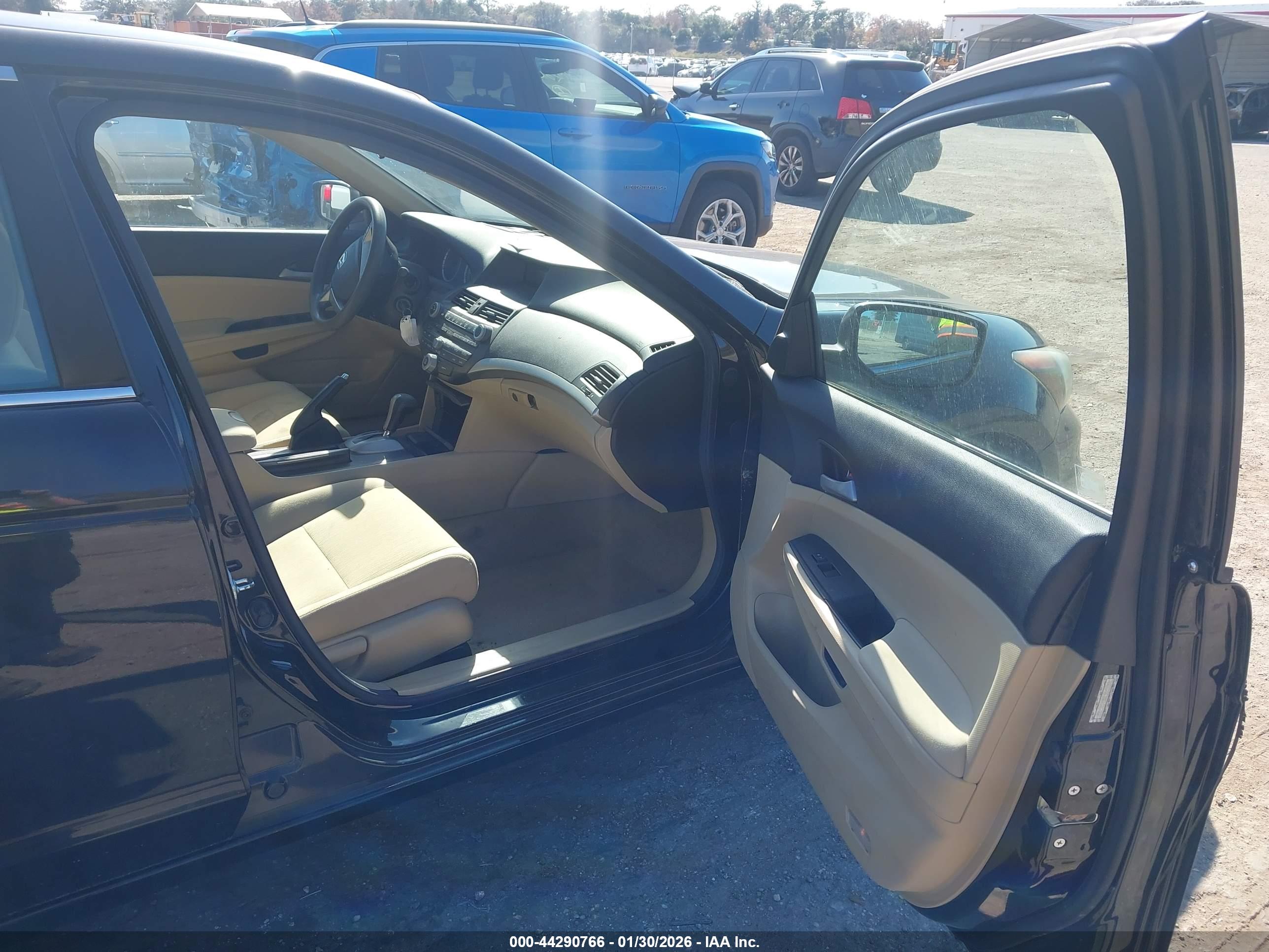 HONDA ACCORD image 5