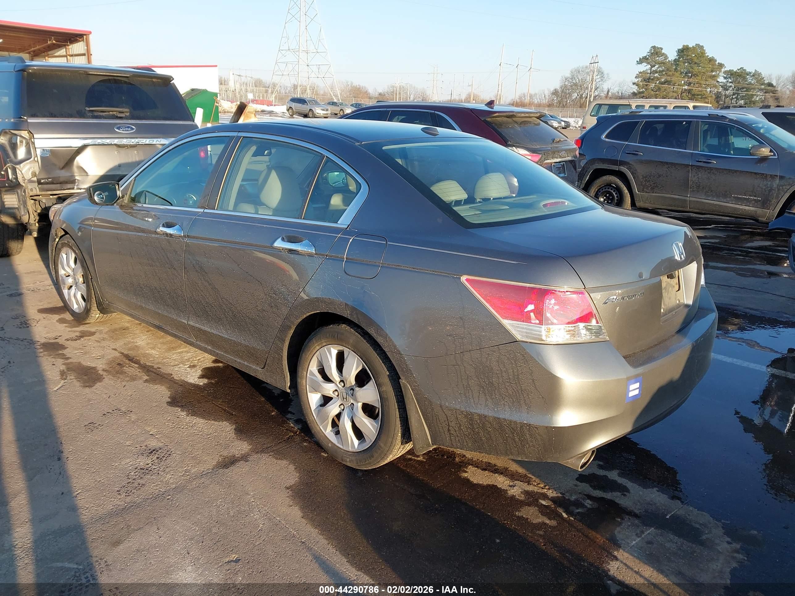 HONDA ACCORD image 3