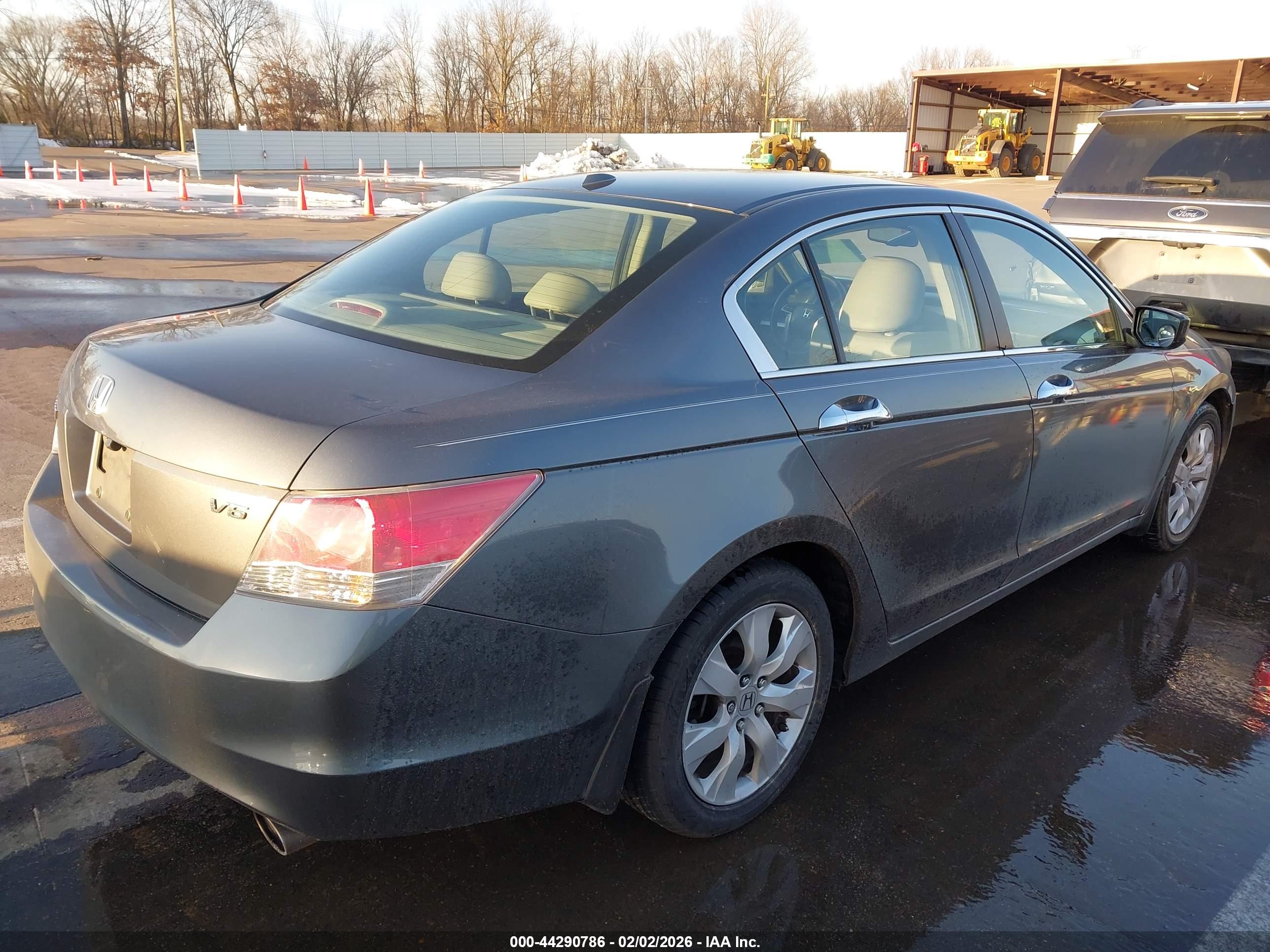 HONDA ACCORD image 4