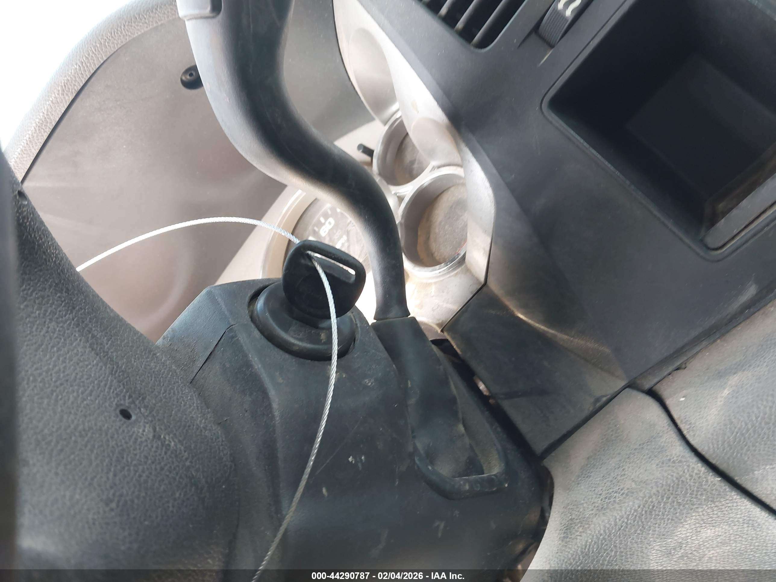 GMC SIERRA image 11
