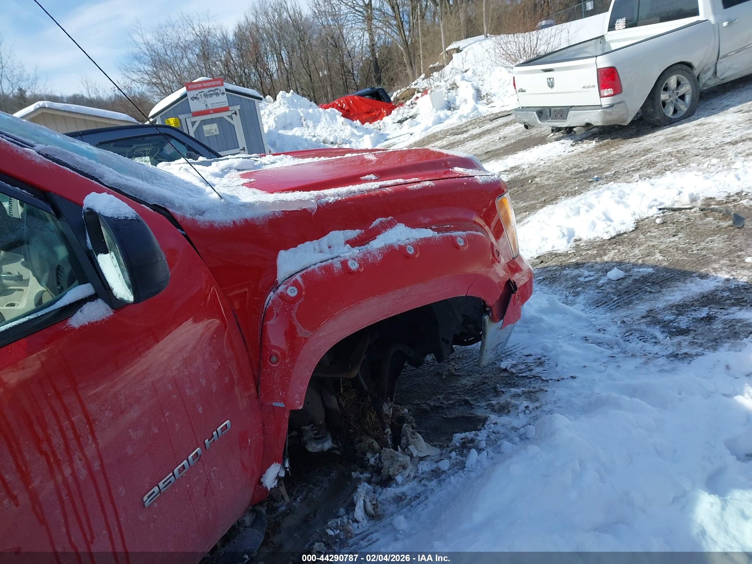 GMC SIERRA image 6