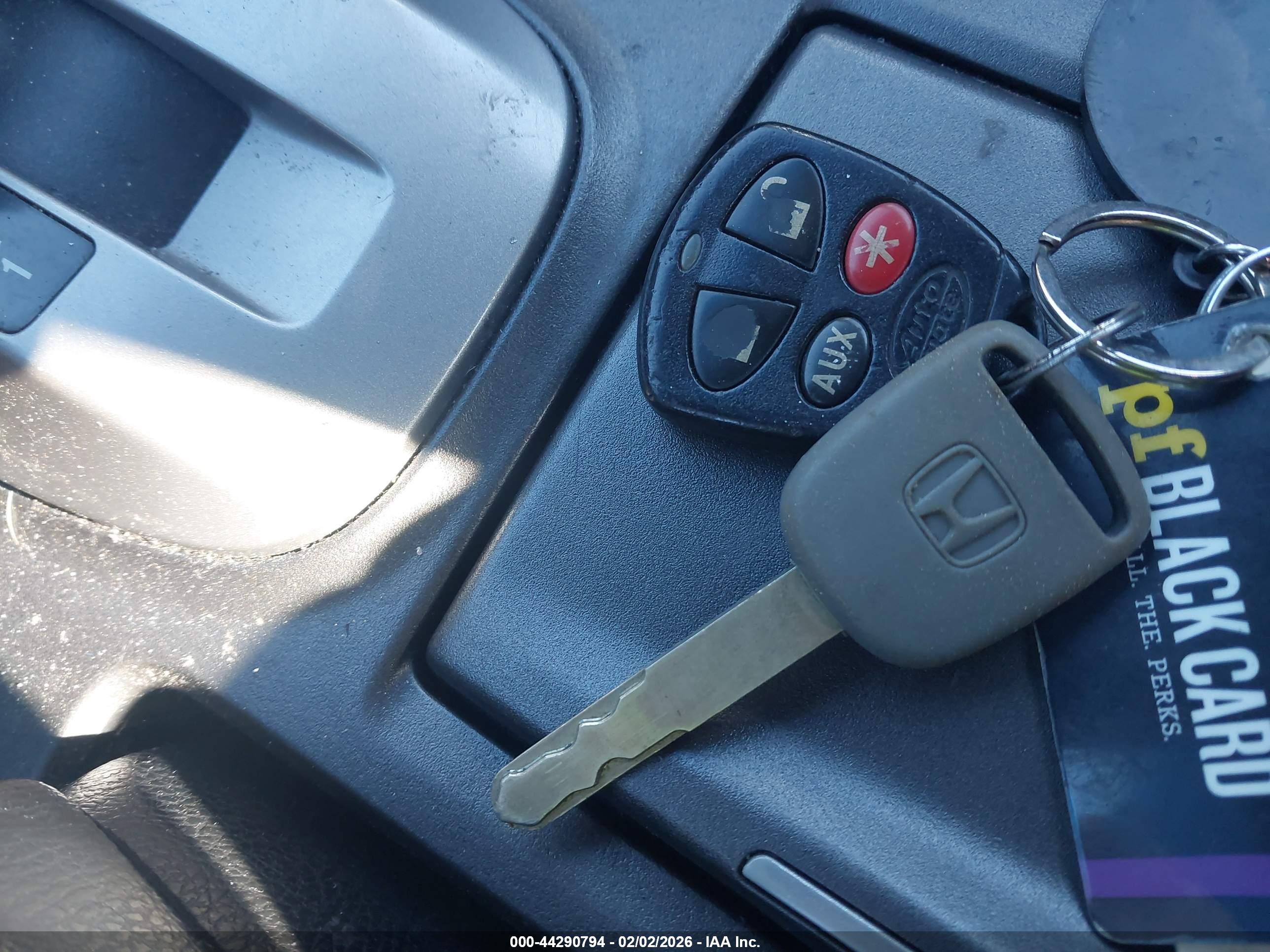 HONDA ACCORD image 11