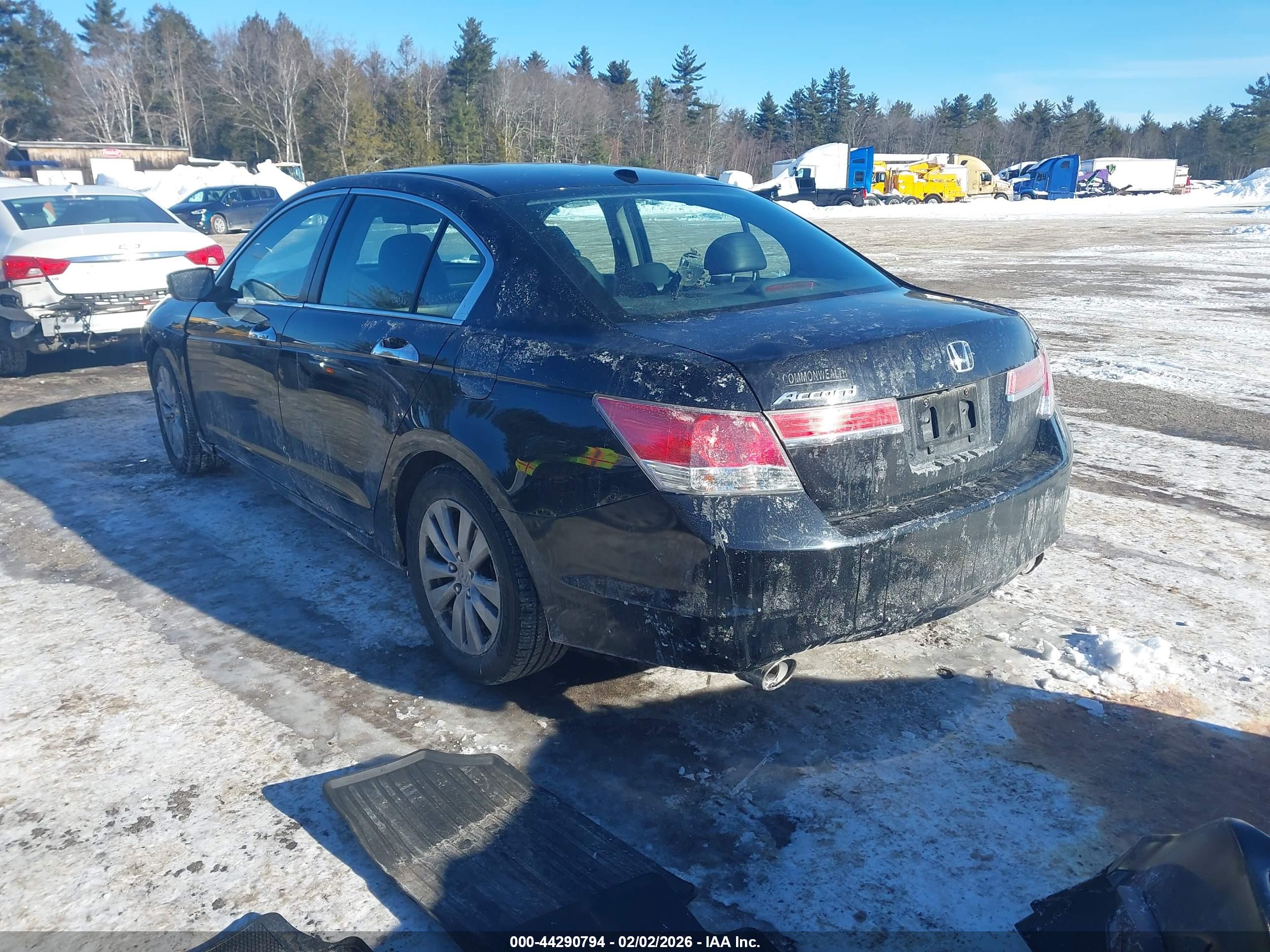 HONDA ACCORD image 3