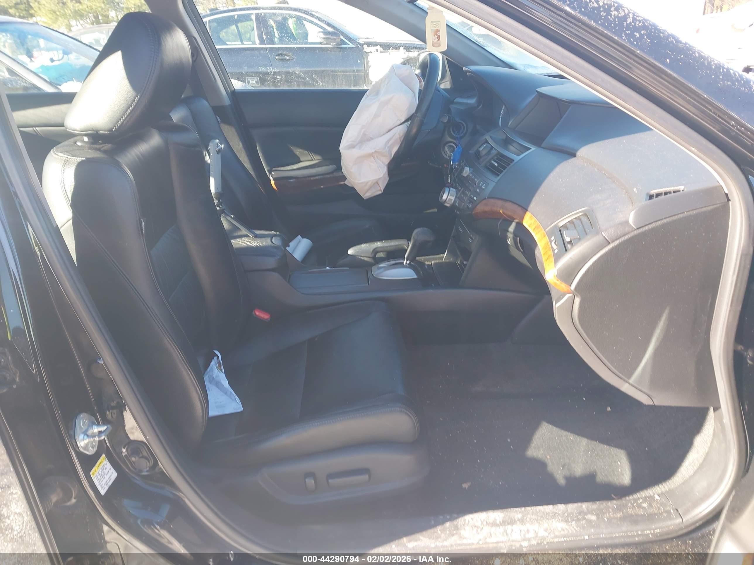 HONDA ACCORD image 5