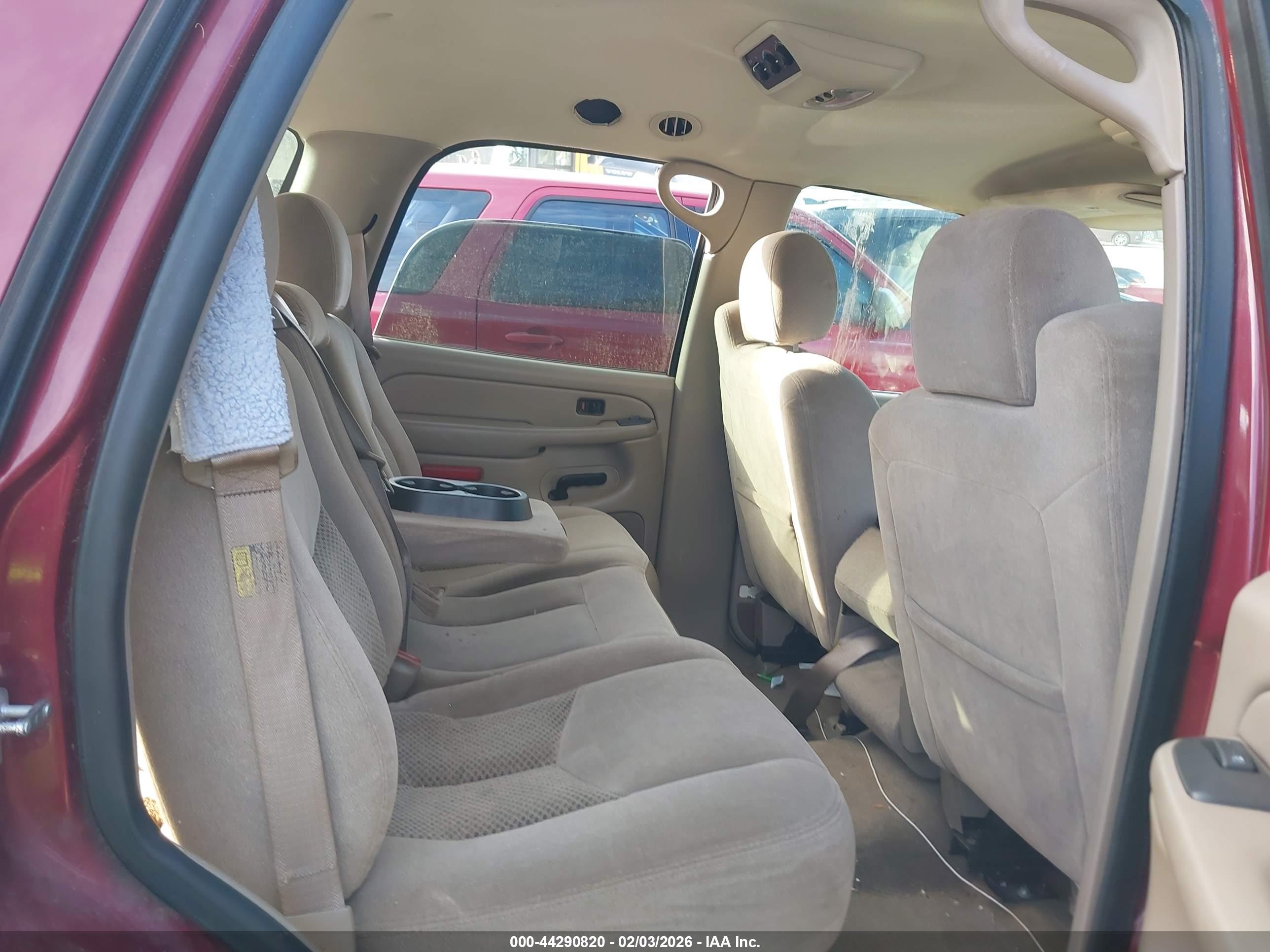 CHEVROLET TAHOE image 8
