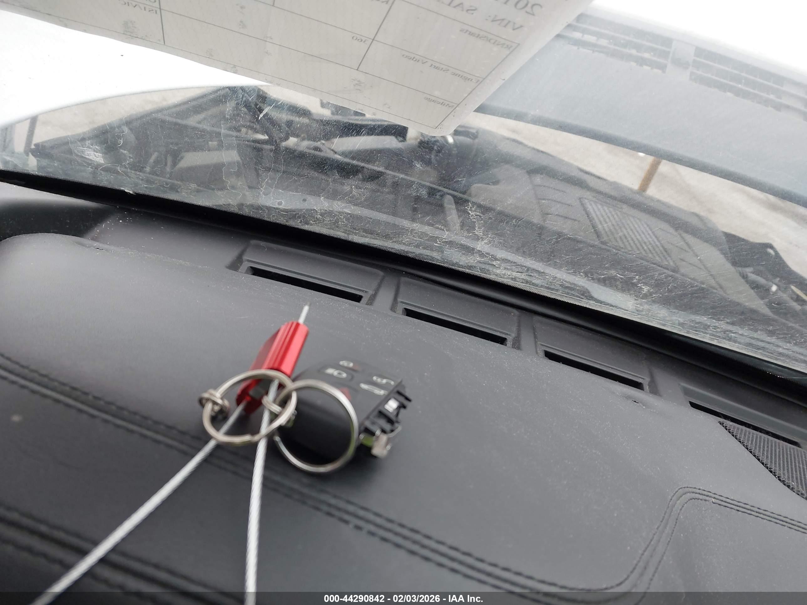LAND ROVER image 11