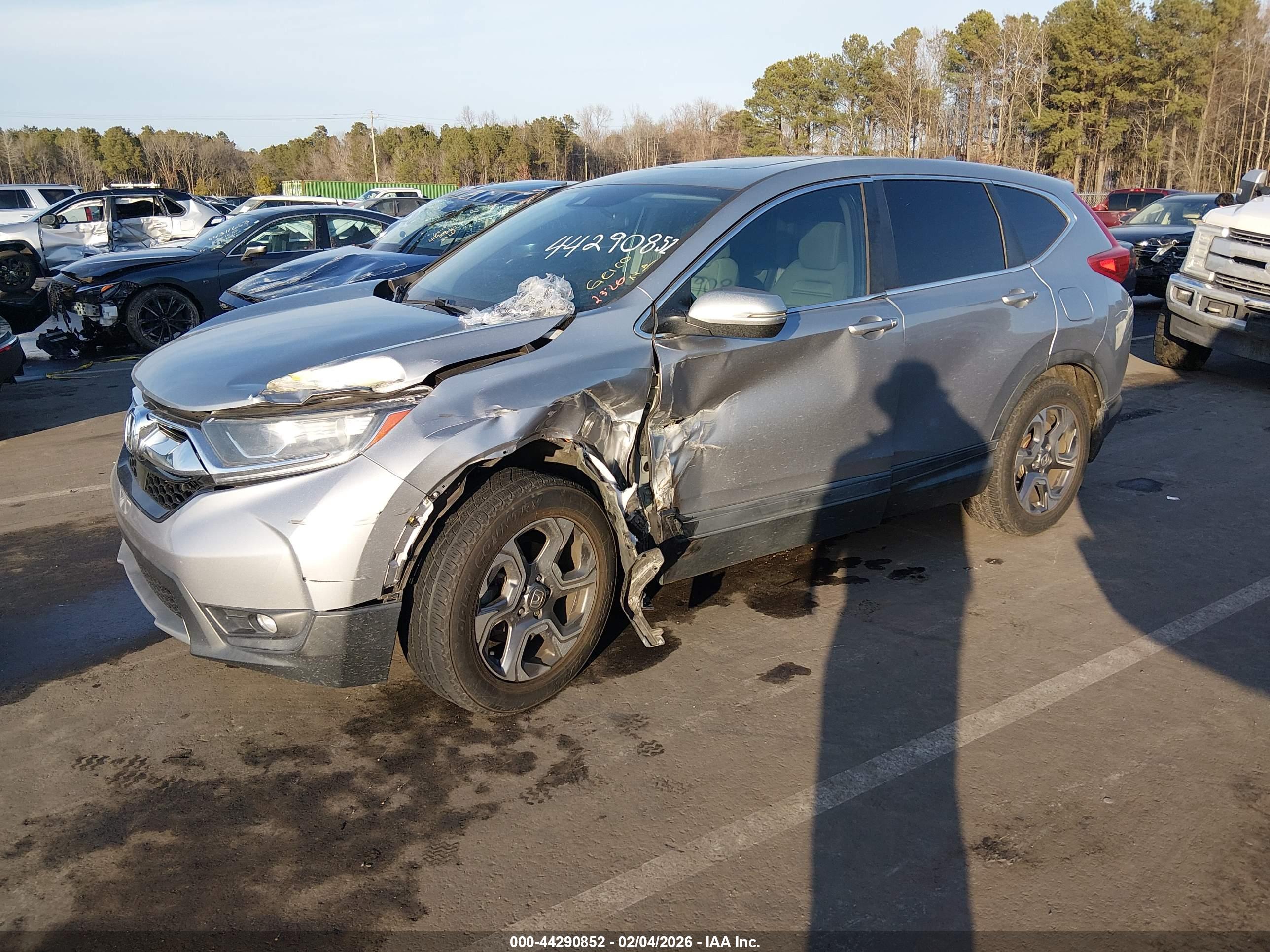 HONDA CR-V image 2