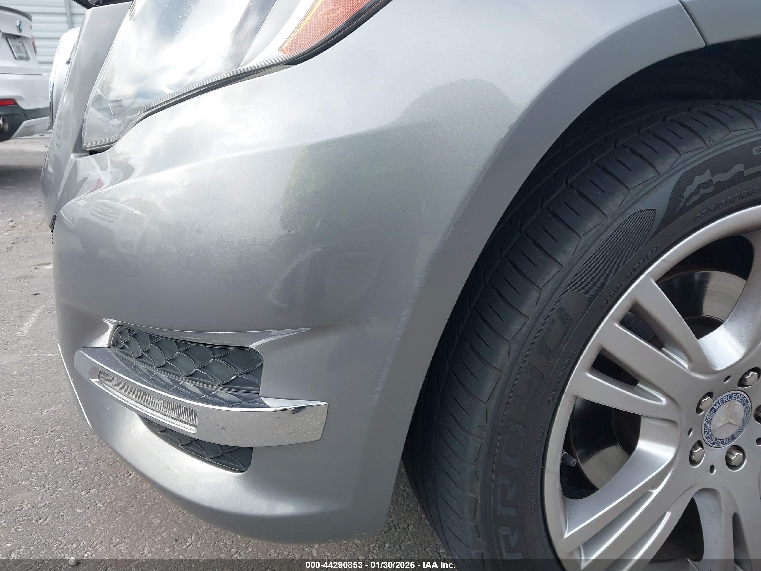 MERCEDES-BENZ GLK image 6