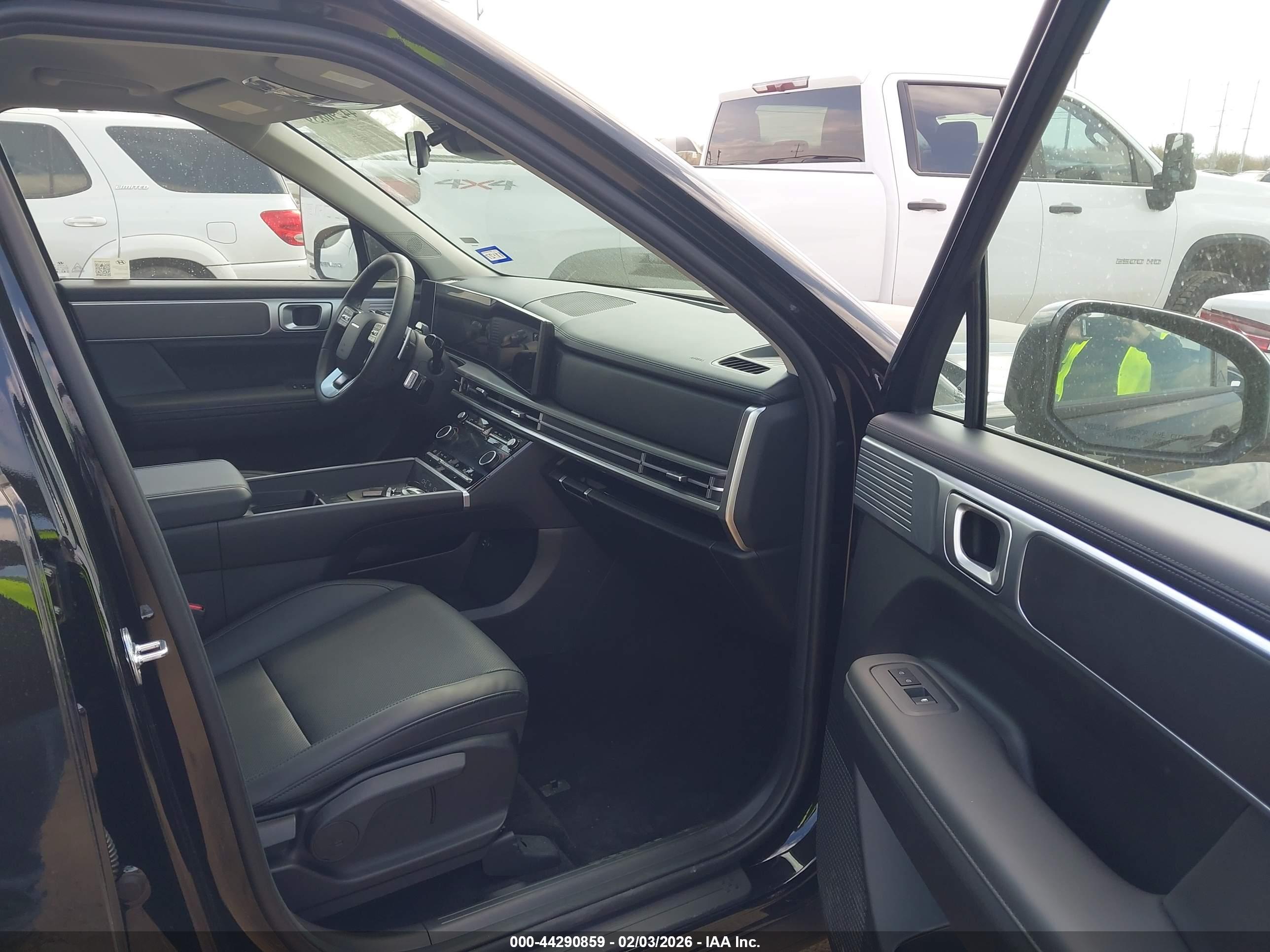 HYUNDAI SANTA image 5