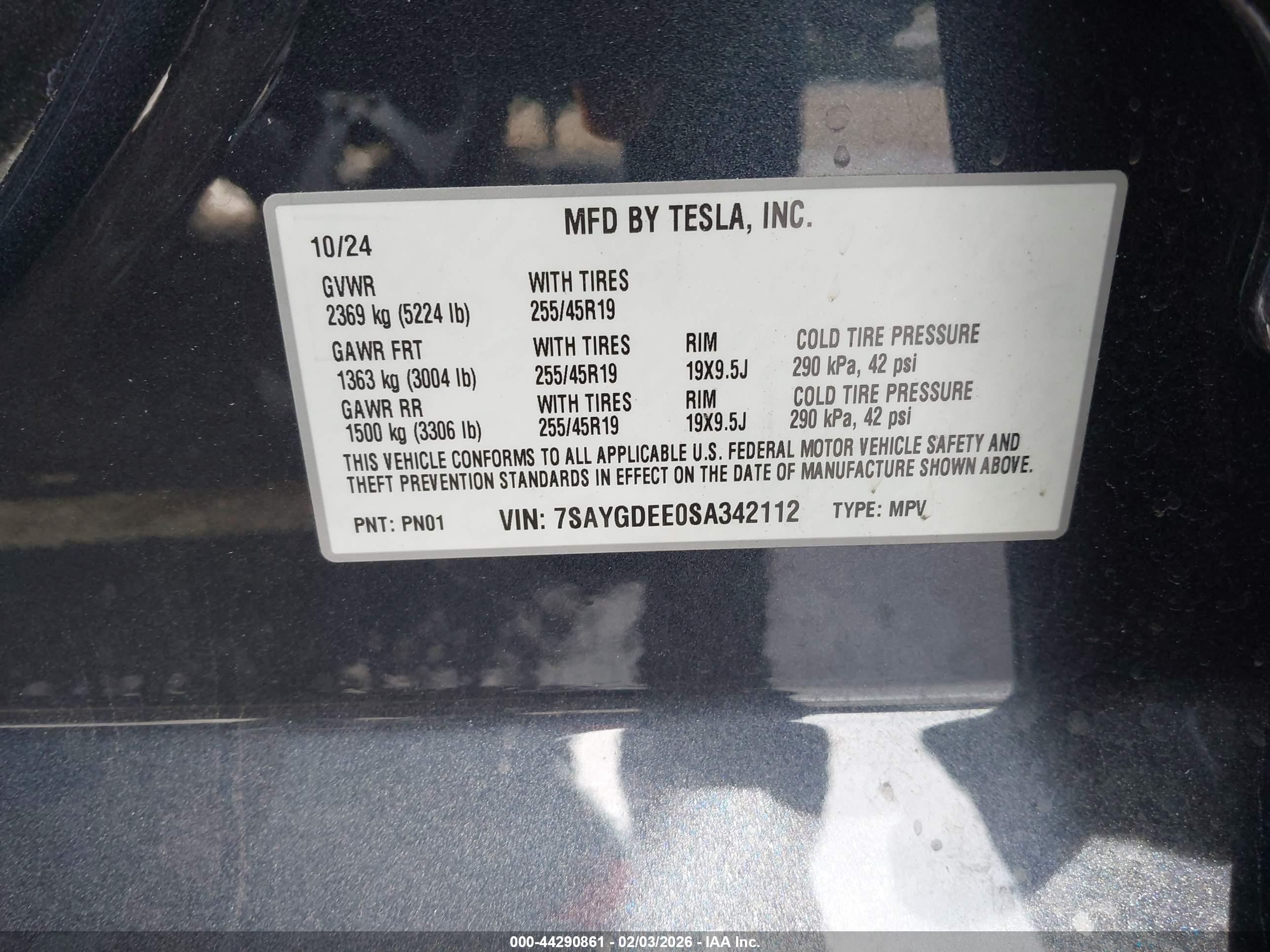 TESLA MODEL image 9