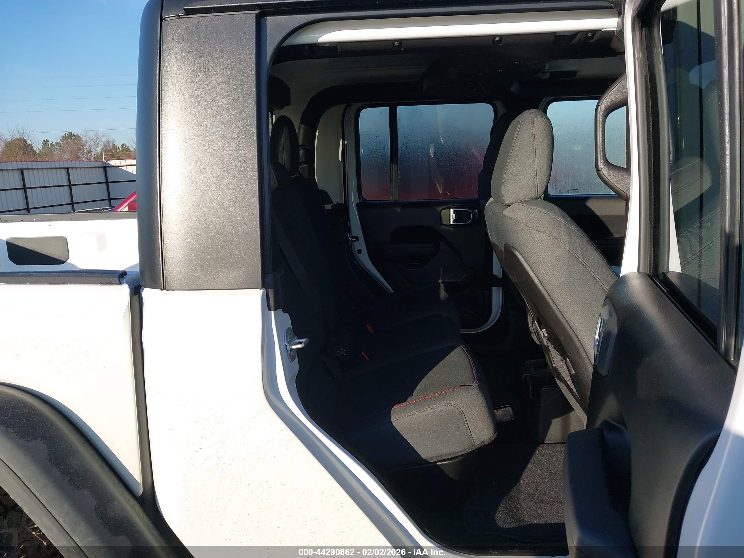 JEEP GLADIATOR image 8