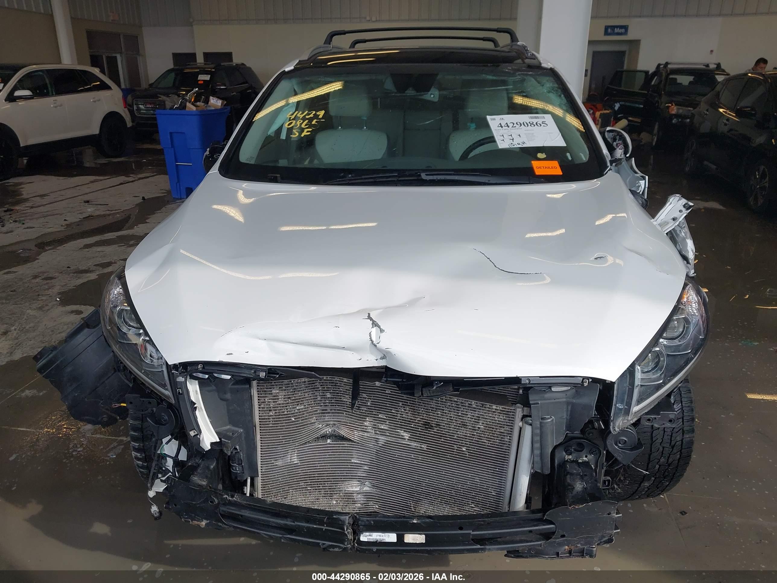 KIA SORENTO image 6