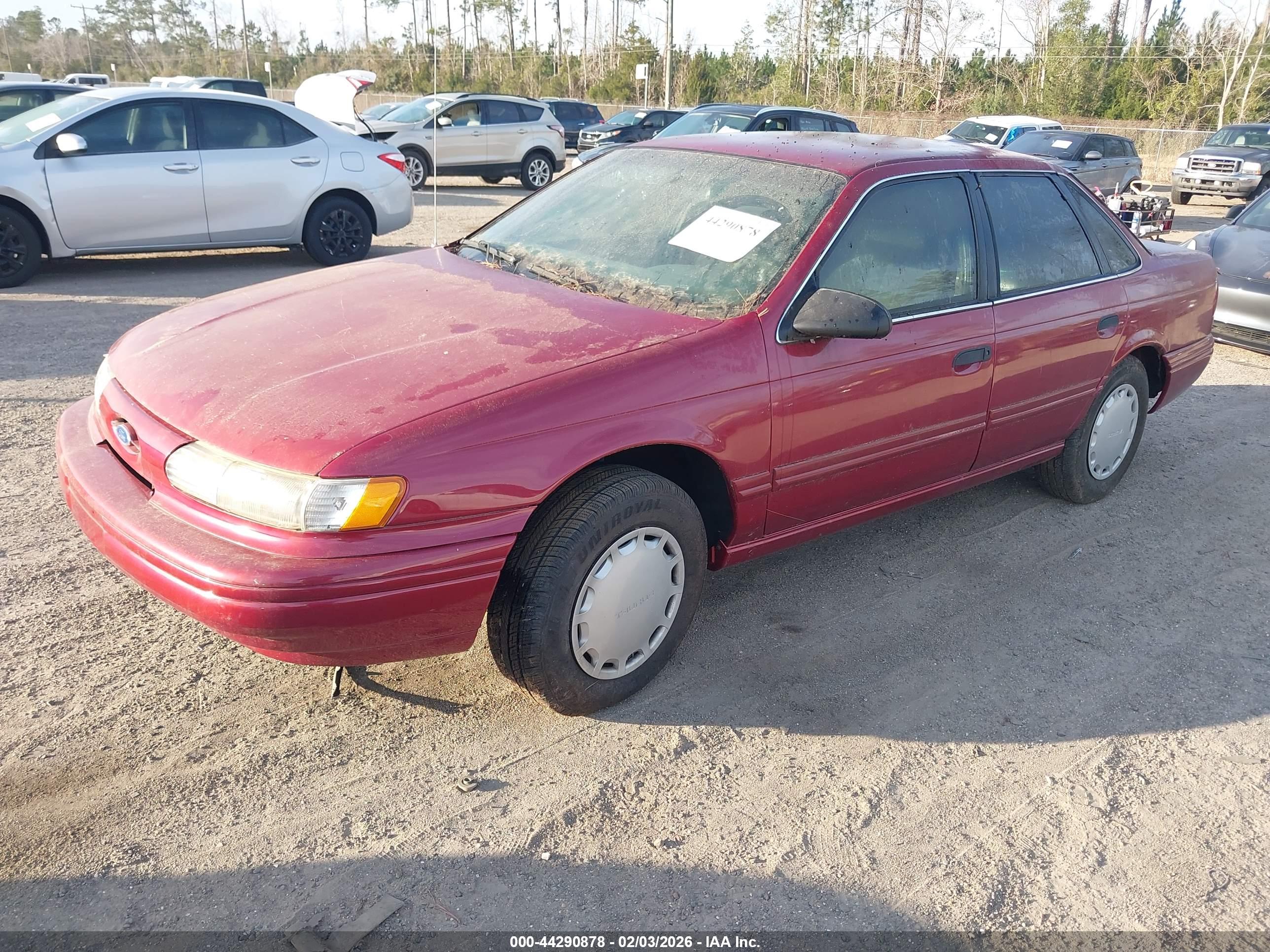 FORD TAURUS image 2