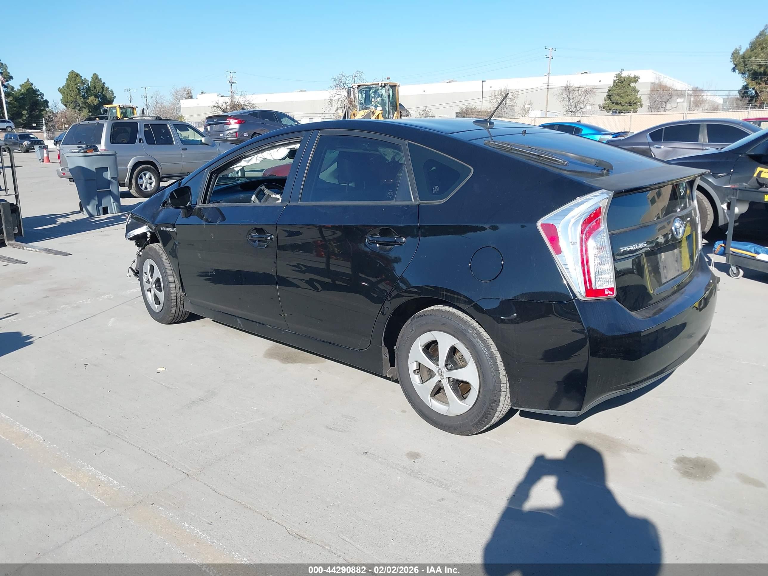 TOYOTA PRIUS image 3