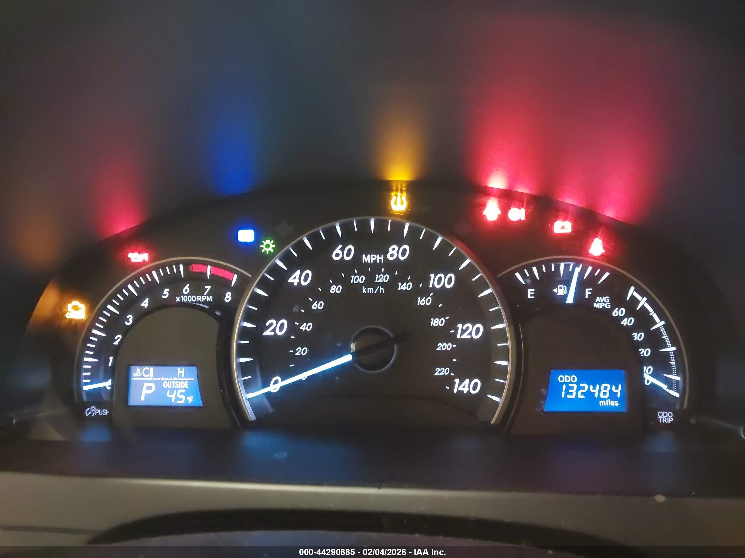 TOYOTA CAMRY image 7