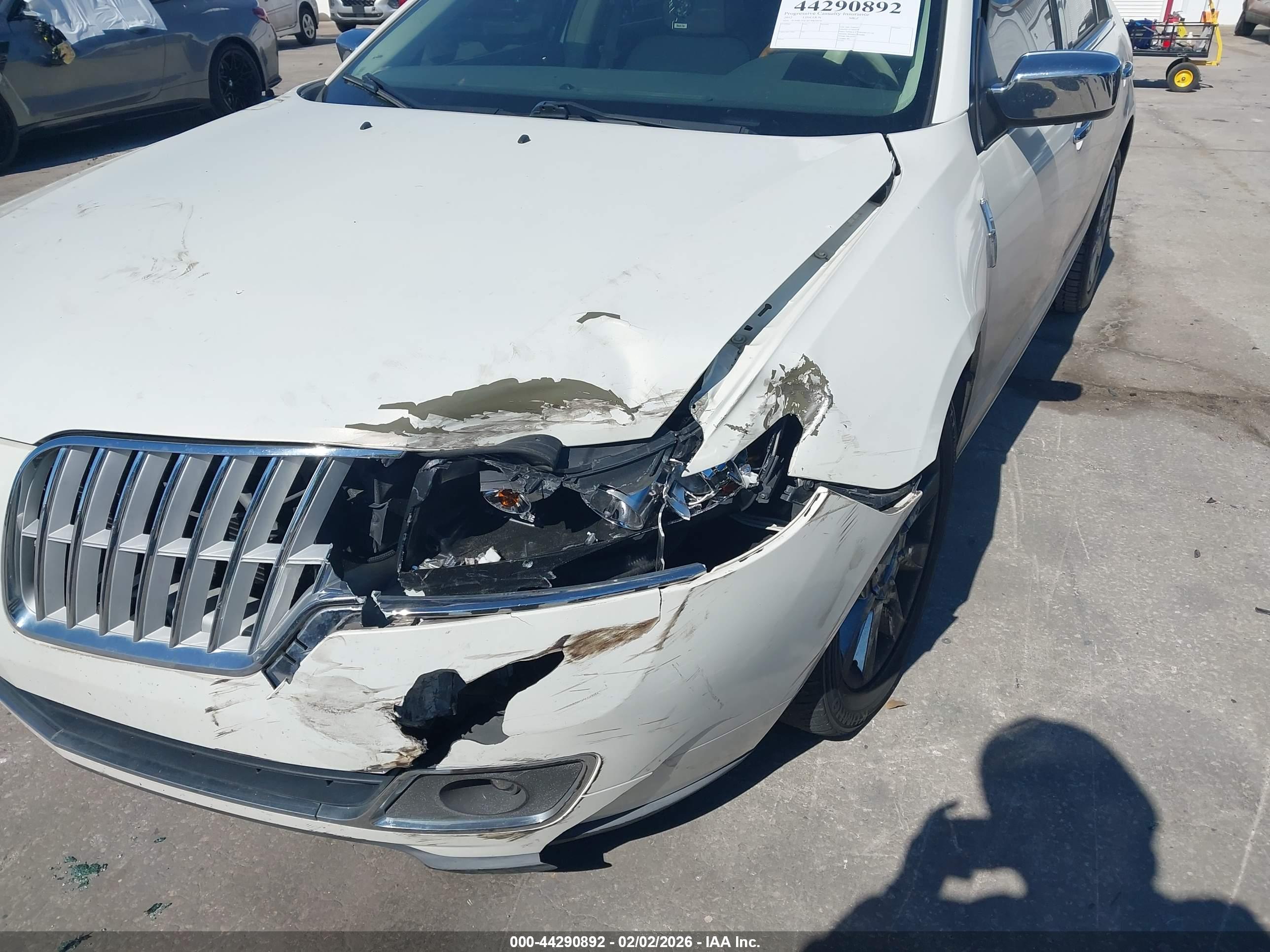 LINCOLN MKZ image 6