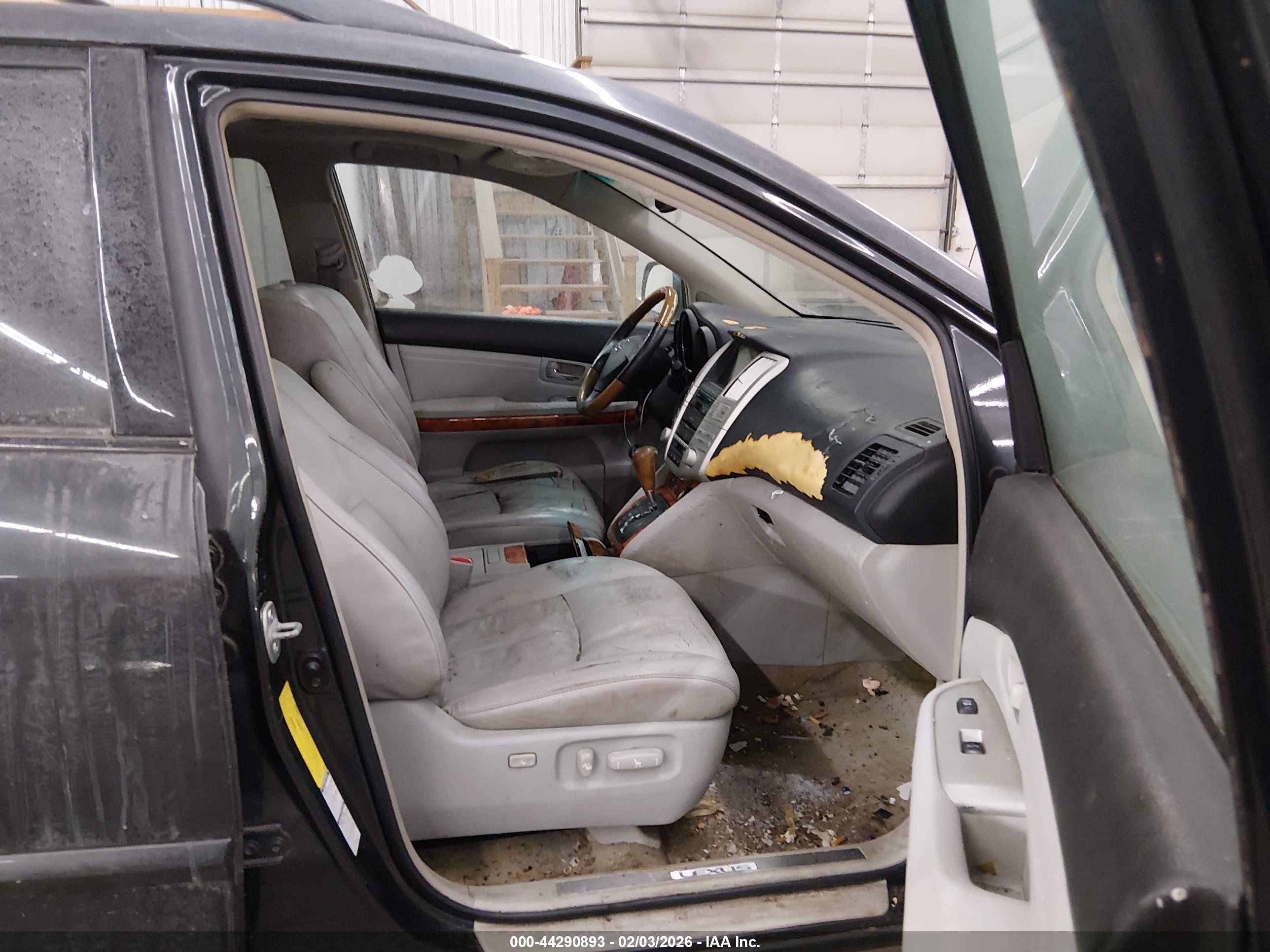 LEXUS RX image 5