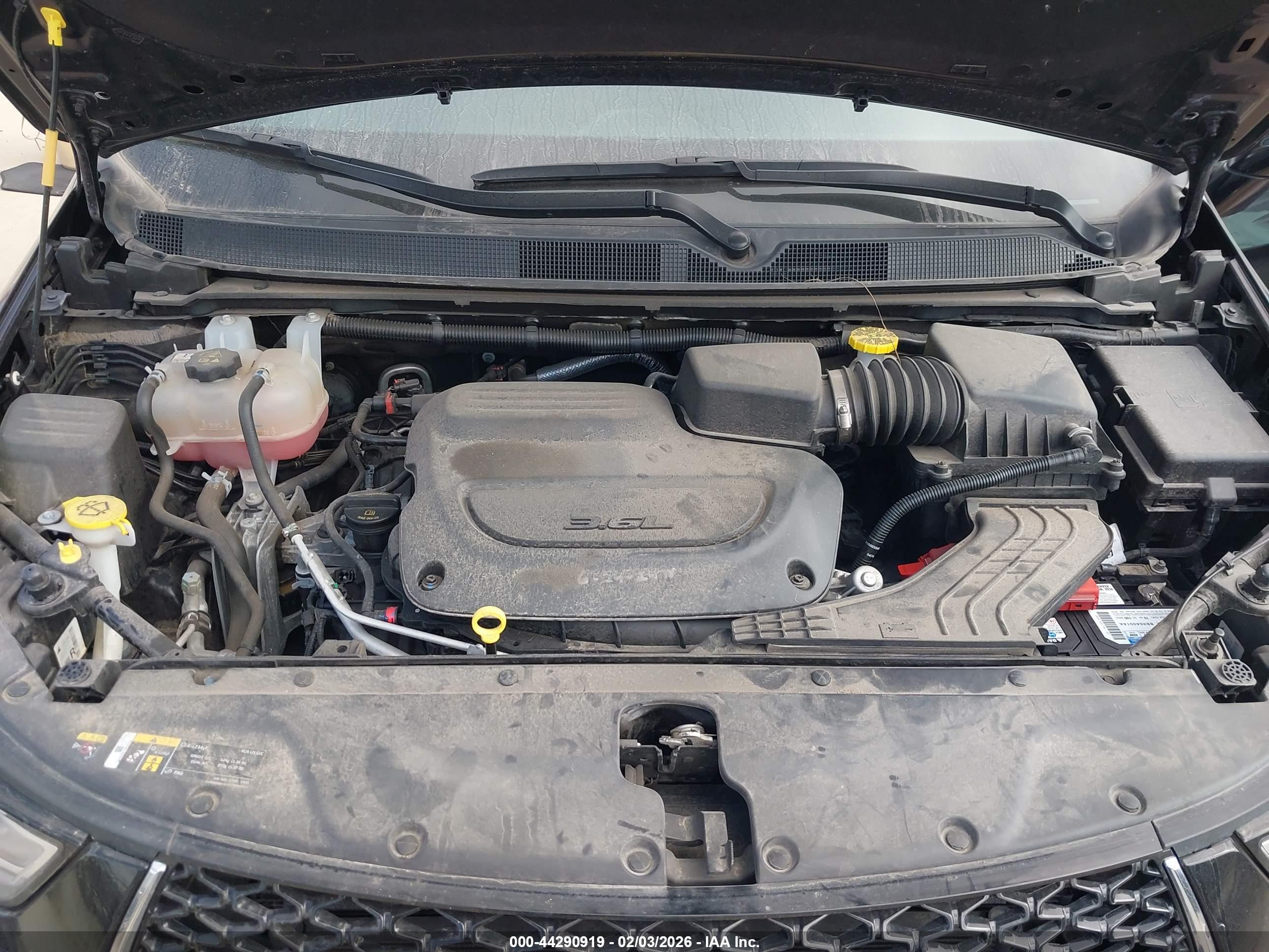 CHRYSLER PACIFICA image 10