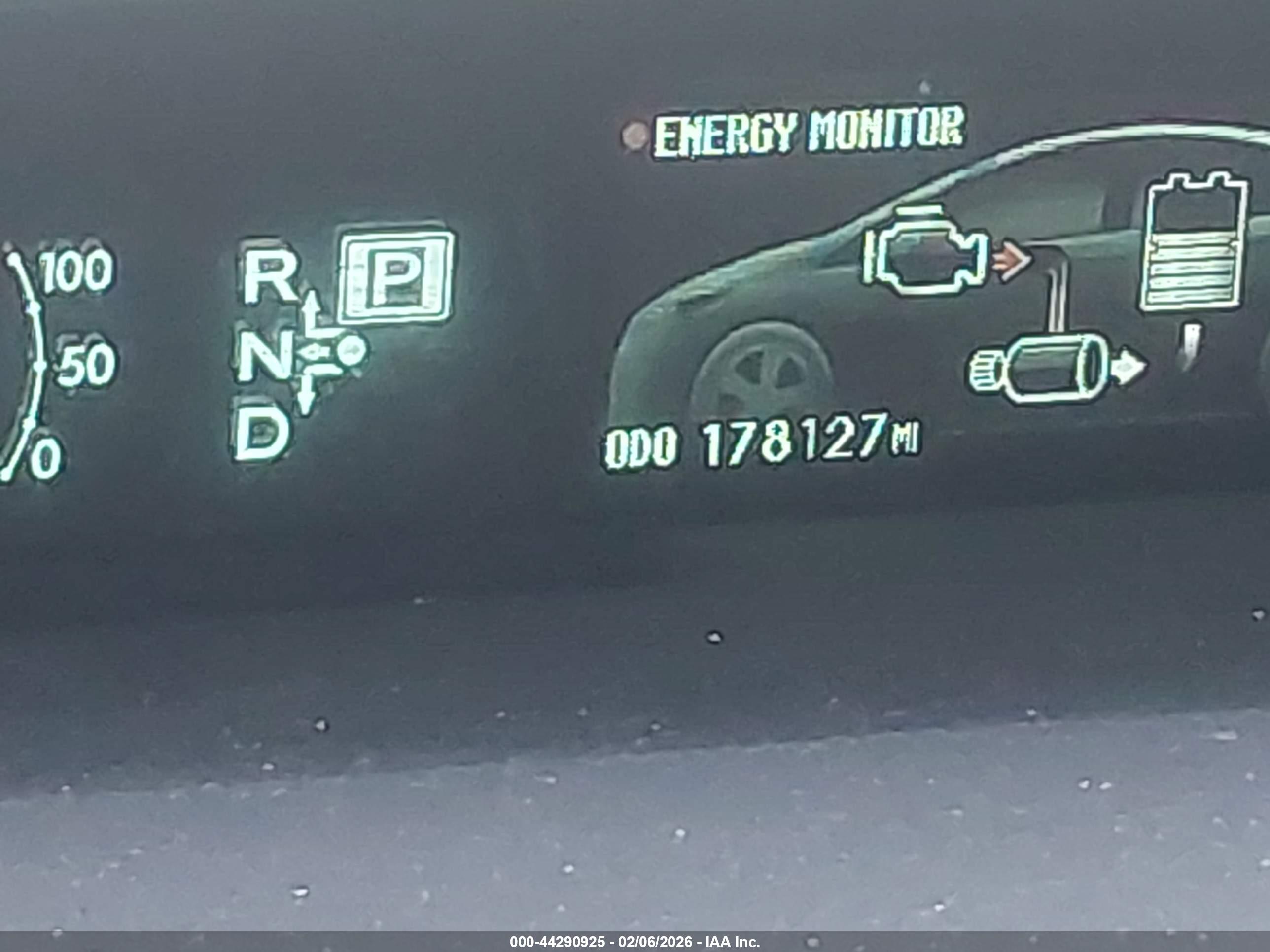 TOYOTA PRIUS image 7