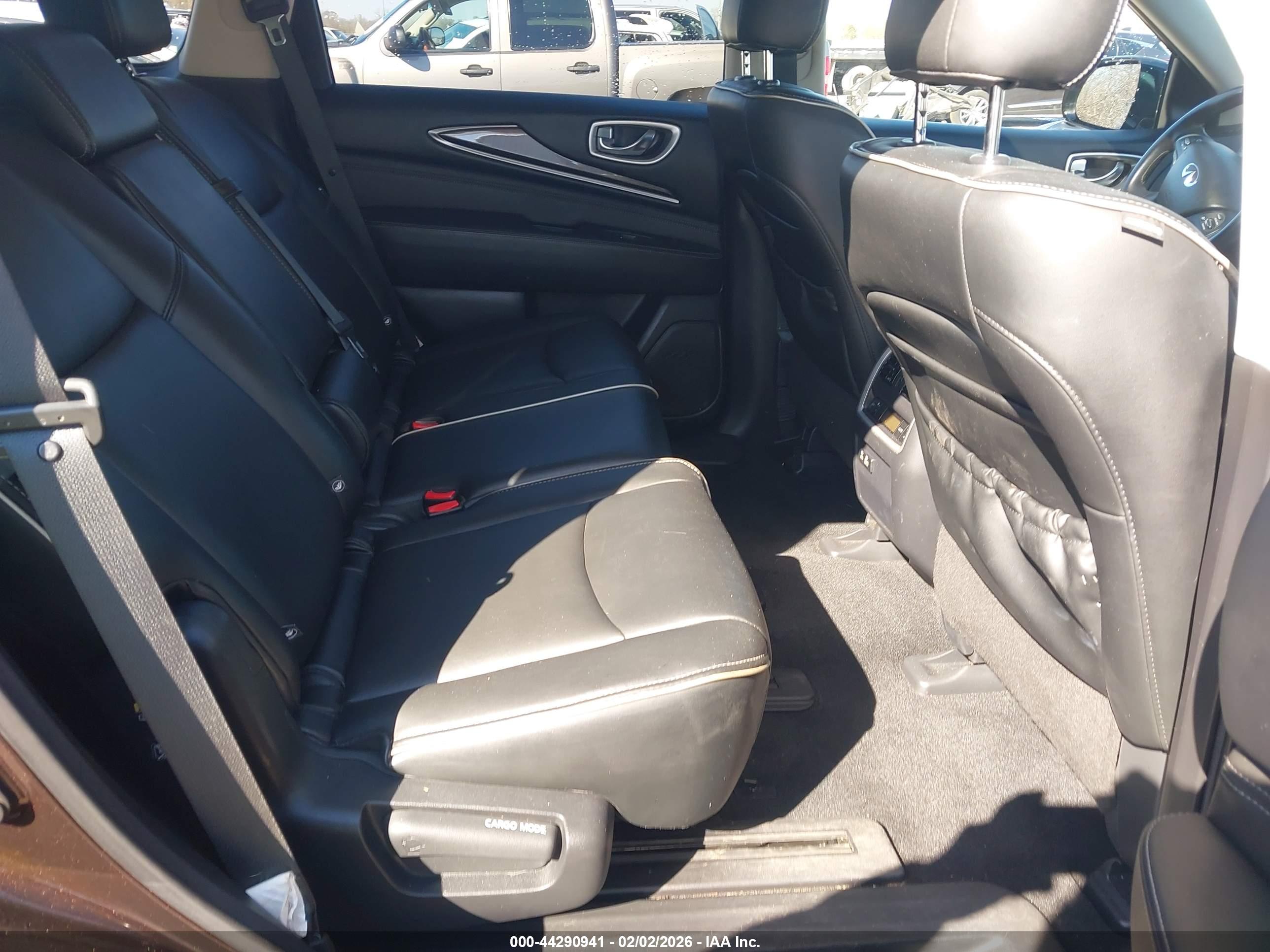 INFINITI QX60 image 8