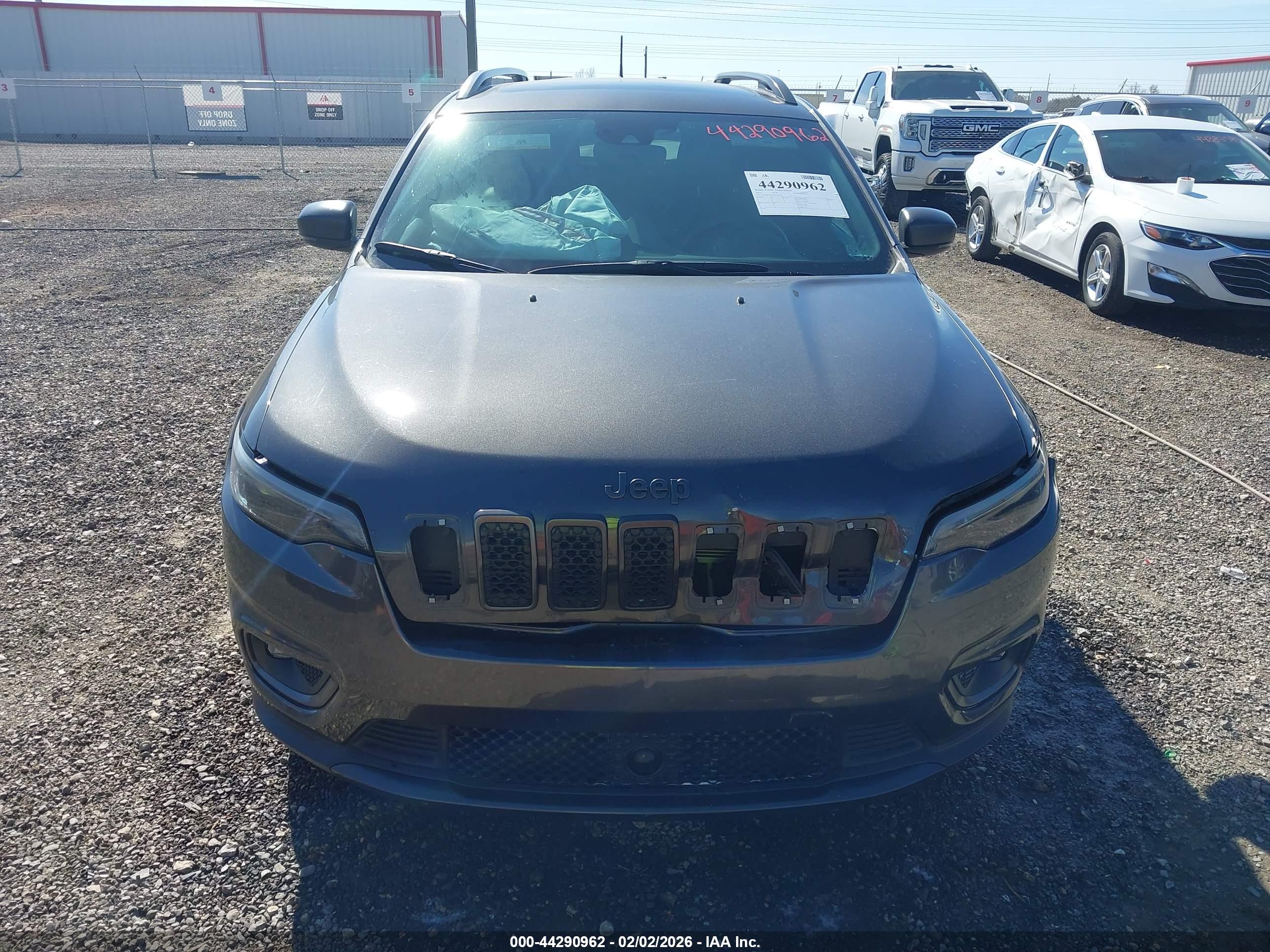 JEEP CHEROKEE image 6