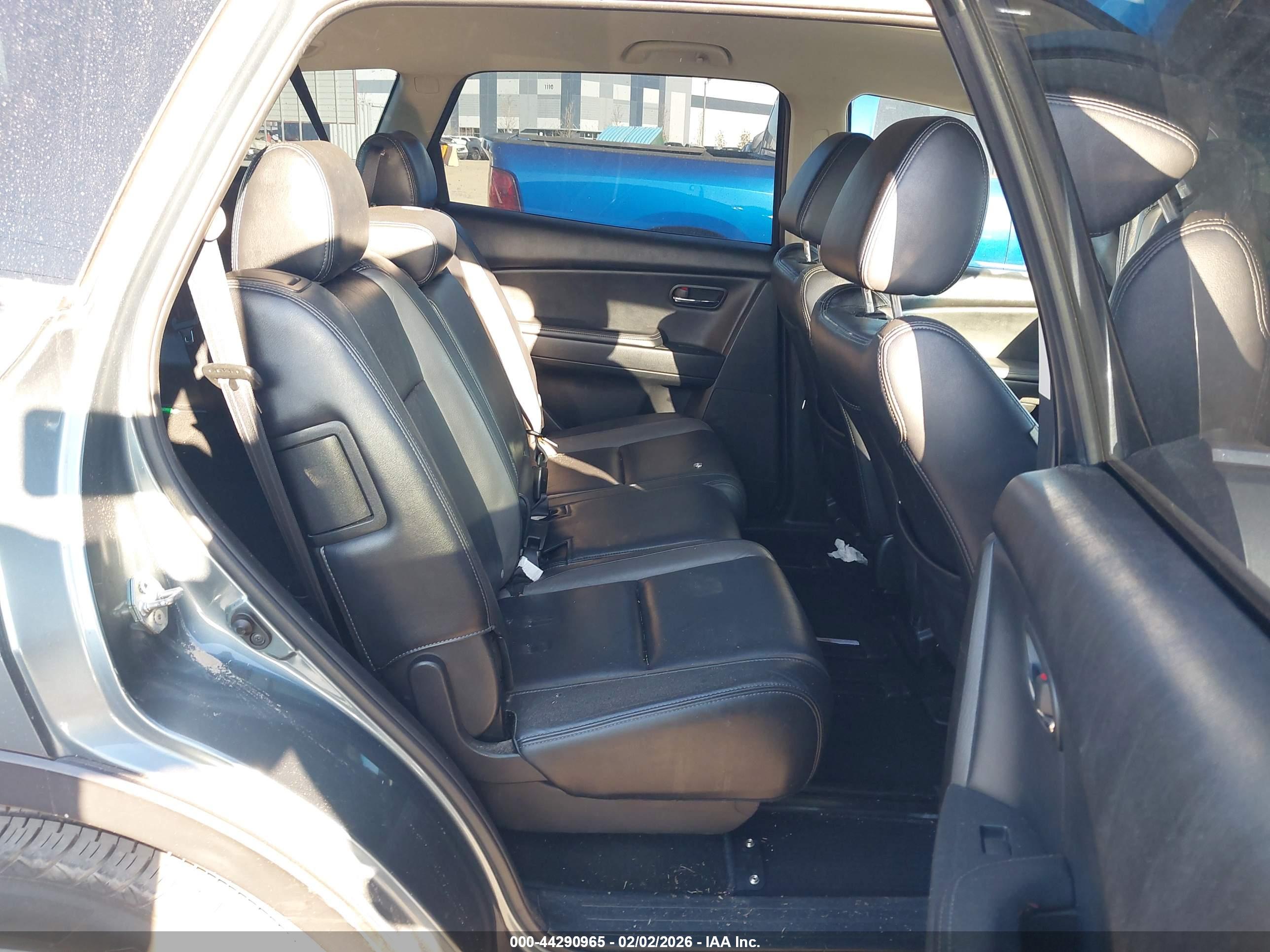 MAZDA CX-9 image 8