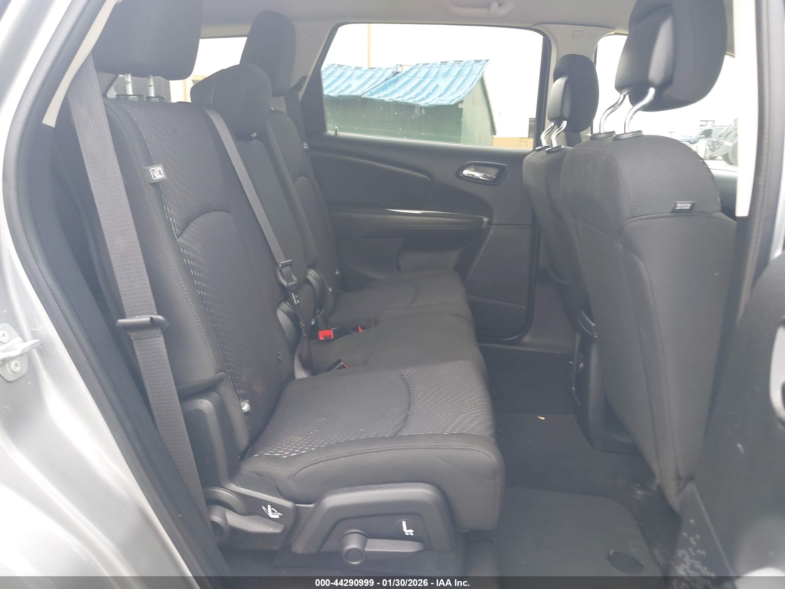 DODGE JOURNEY image 8