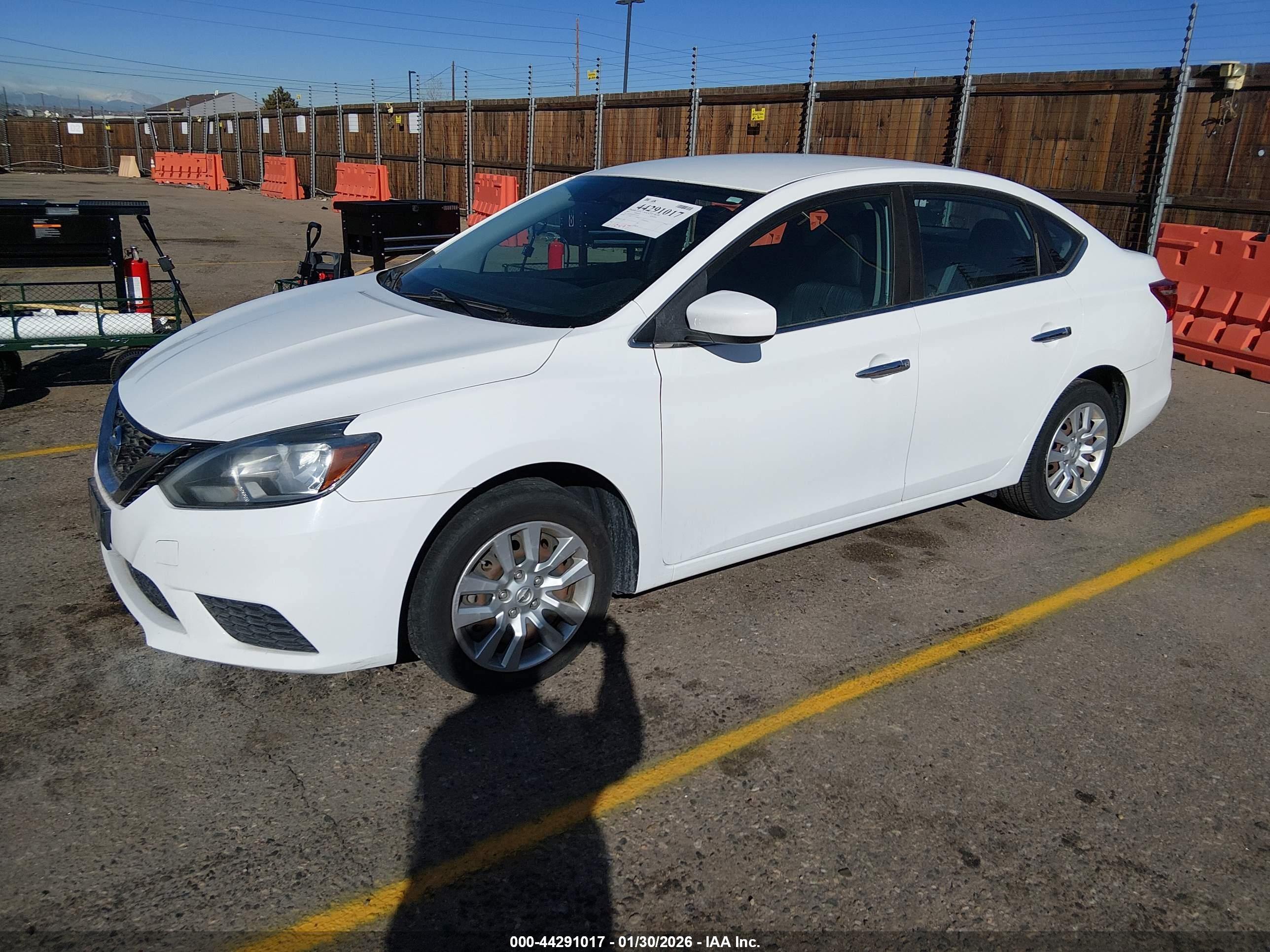 NISSAN SENTRA image 2